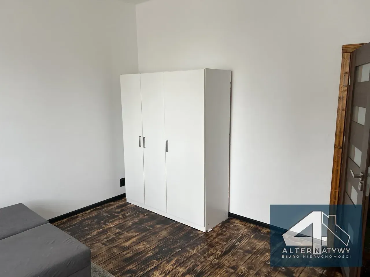 Dom z dużym potencjałem biznesowym 5pokoje 14