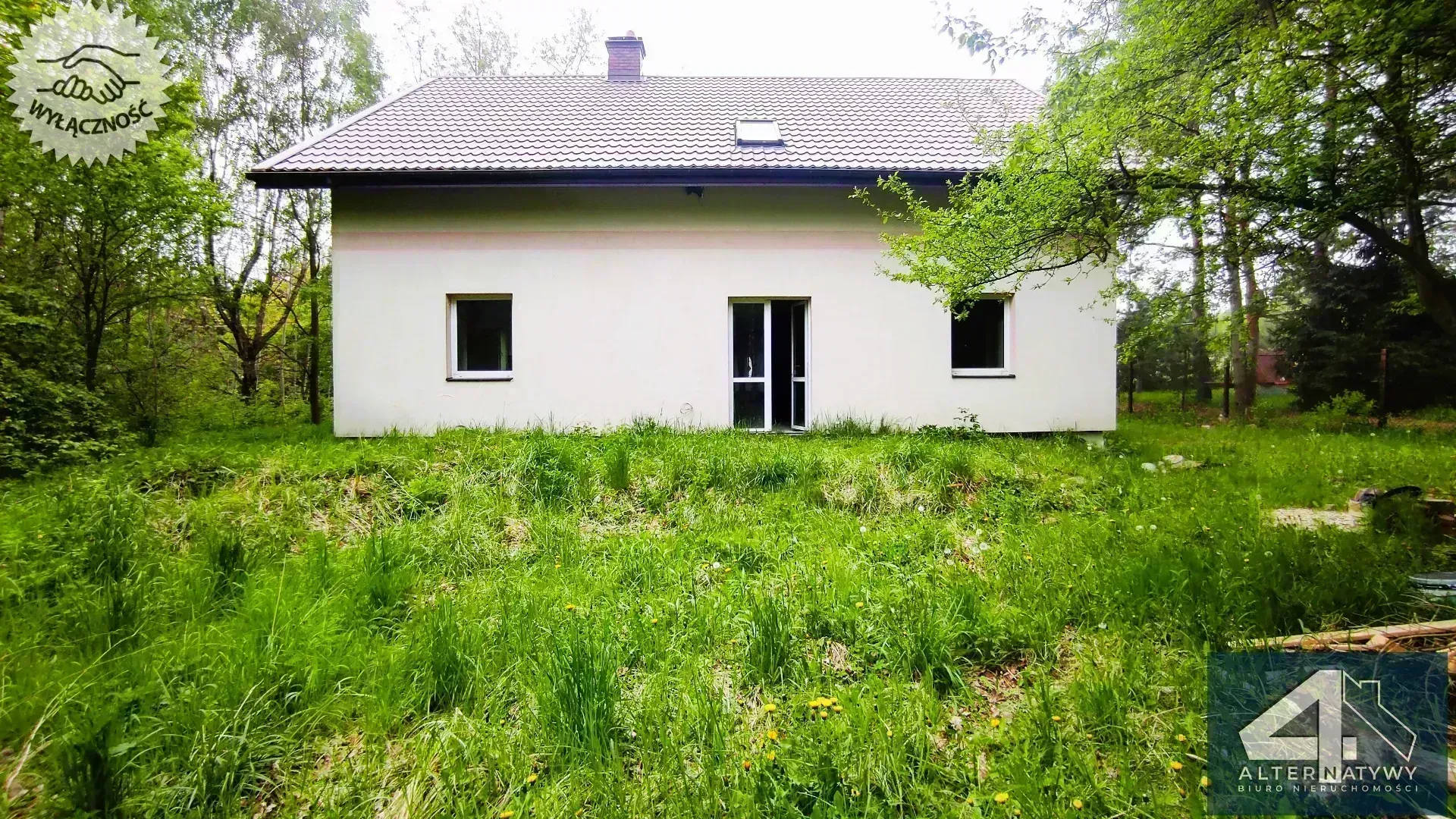 Duży dom z dużą działką blisko rzeki i lasu 2