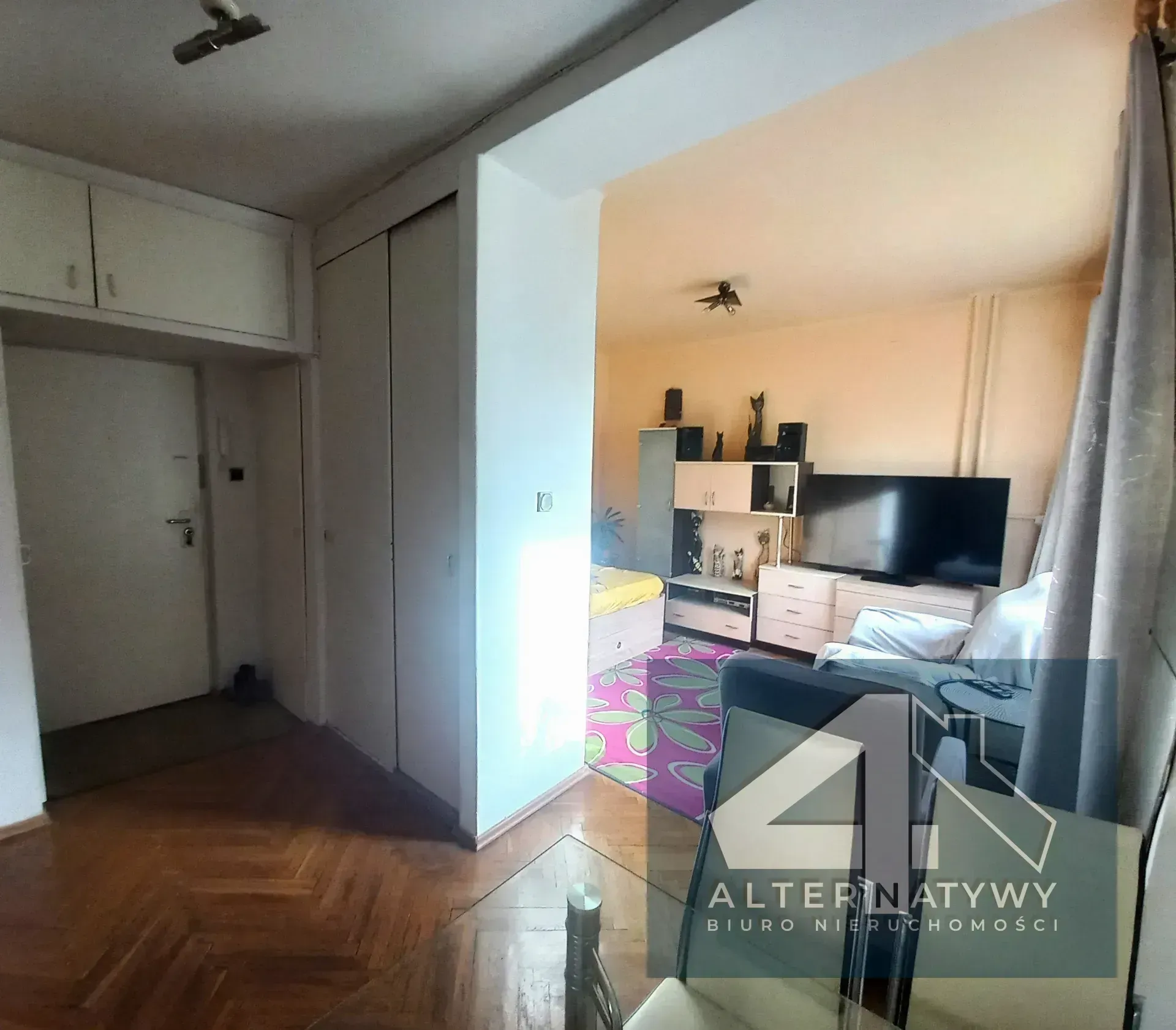 Ładna kawalerka 28,5 m2 1