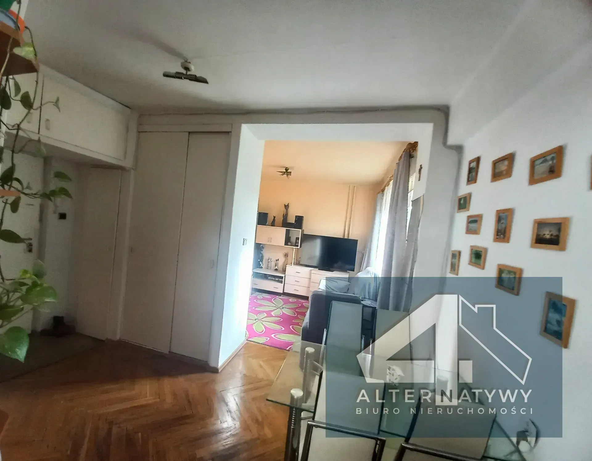 Ładna kawalerka 28,5 m2 3