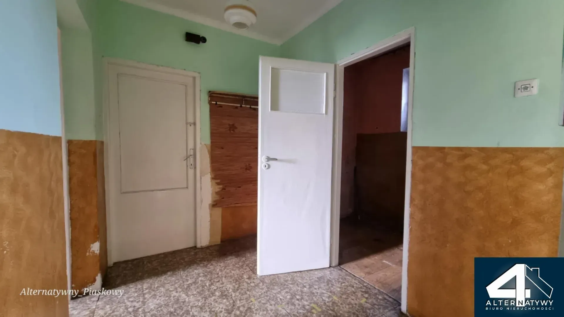 Duży dom z potencjałem koło Łęczycy. 12