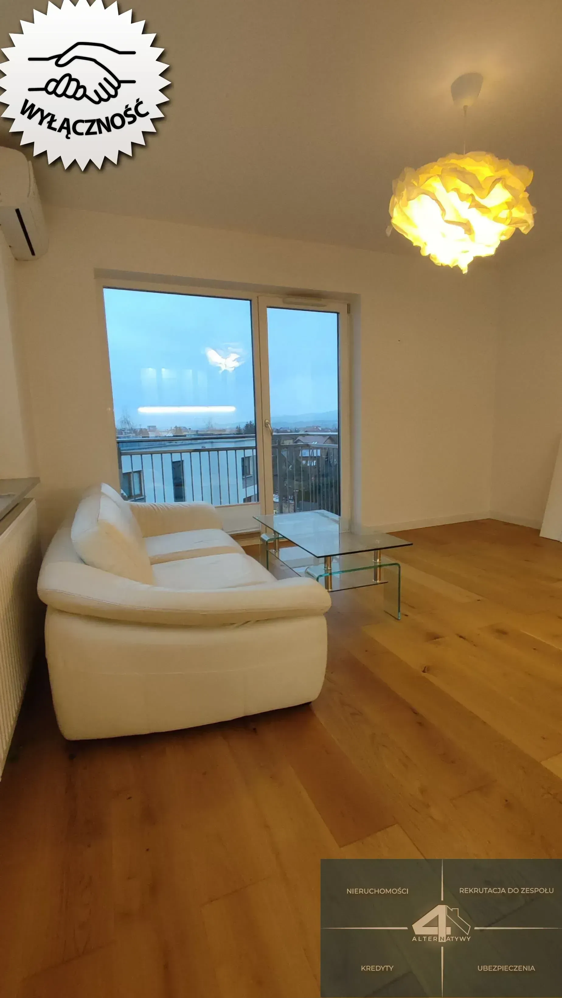 Okazja ! Balkon i Parking 7