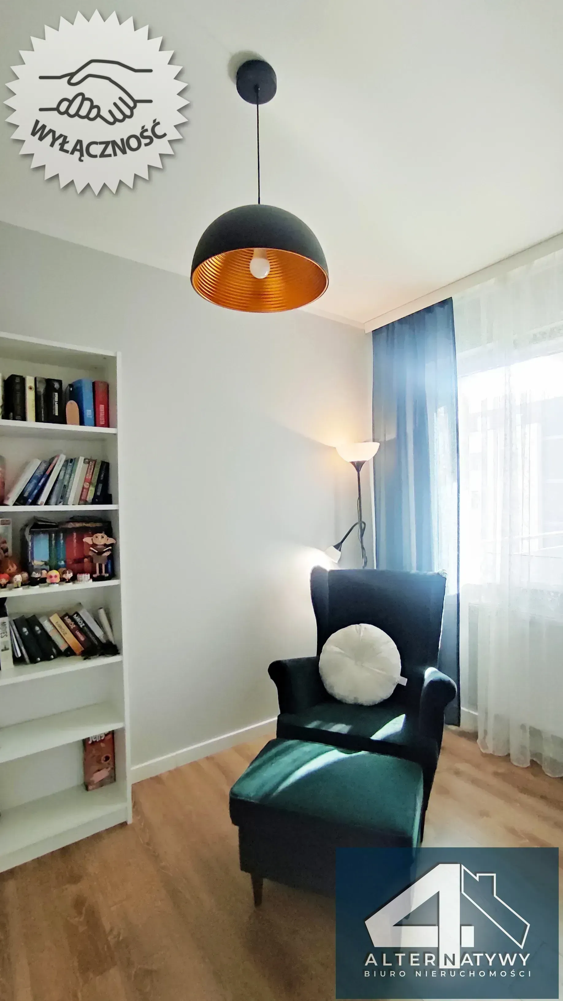 Bardzo blisko parku, balkon z dwoma wejściami 7