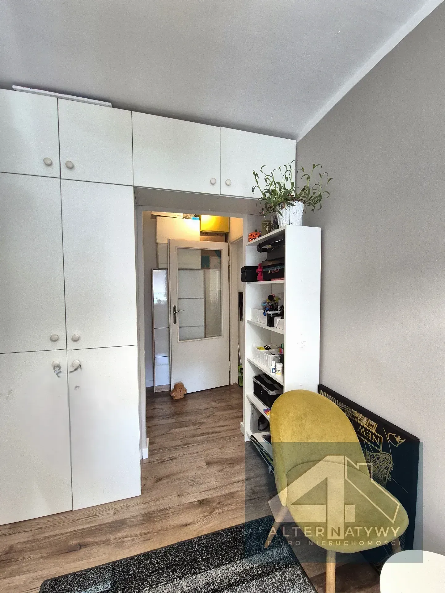 Mieszkanie z oddzielną kuchnią dużą piwnicą 1