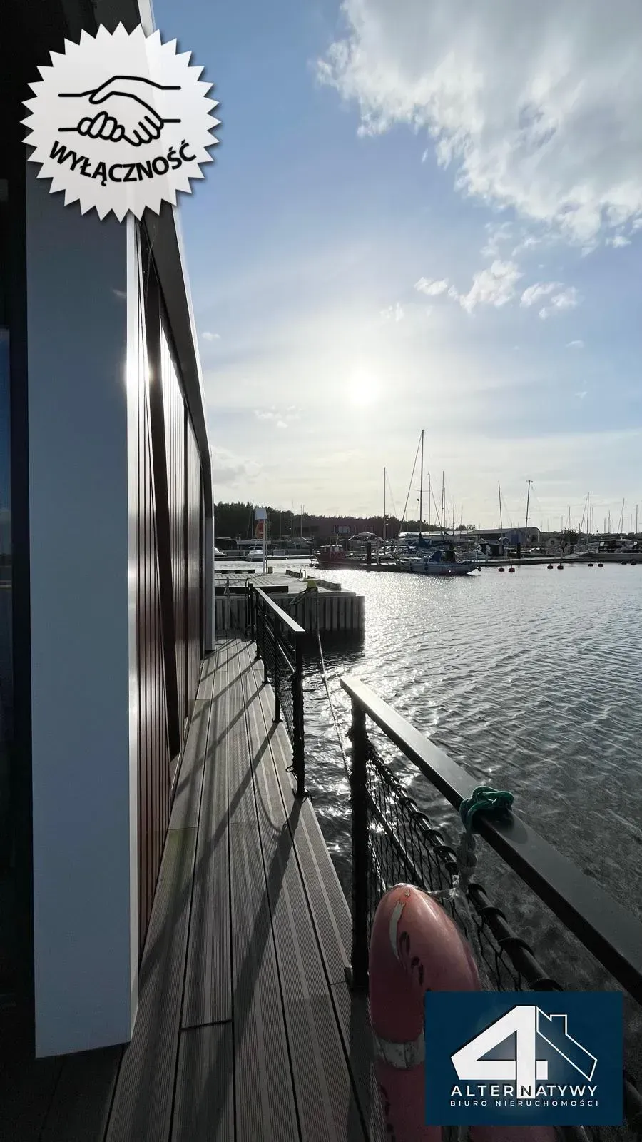 Dom na wodzie Houseboat 10
