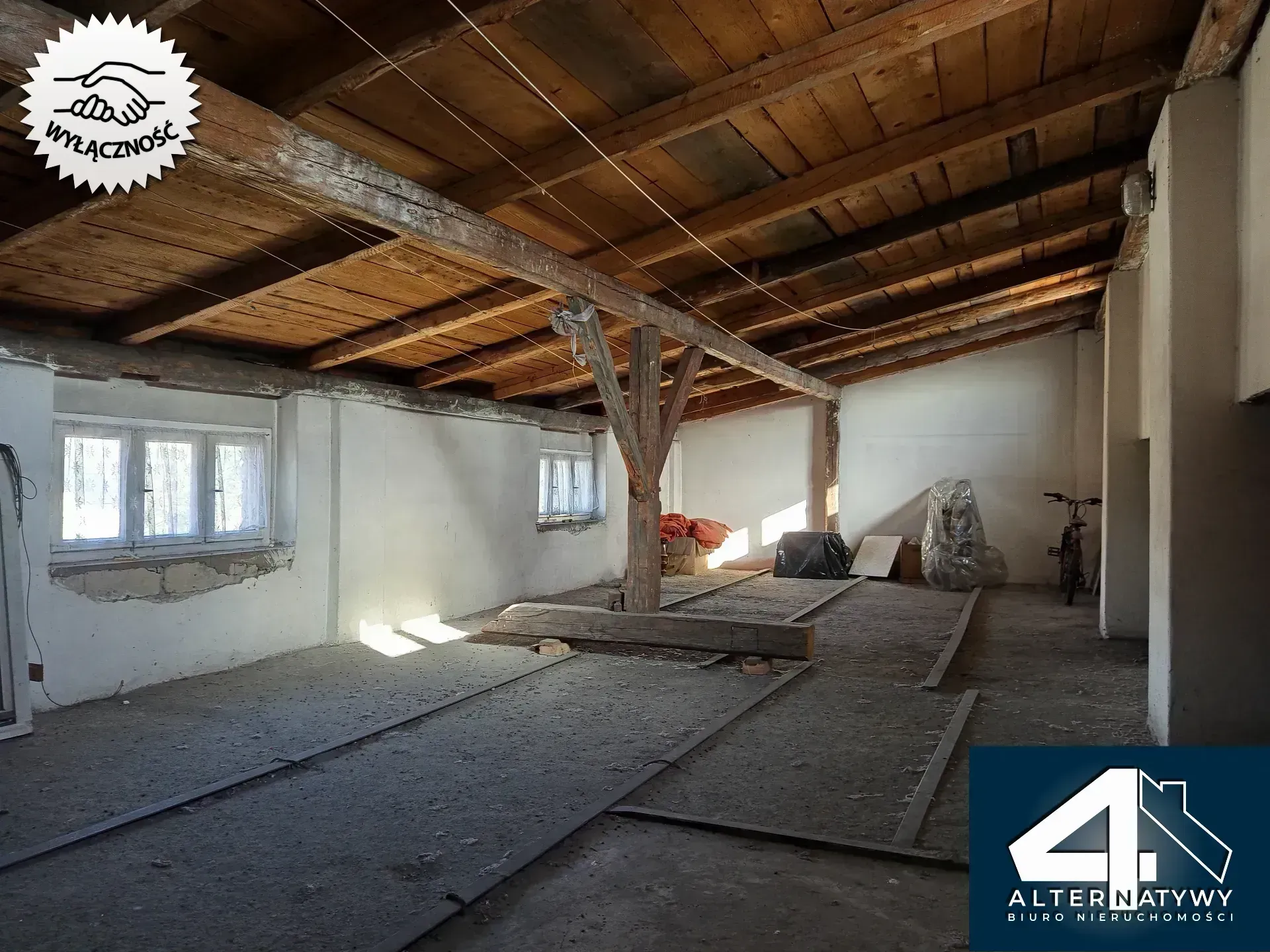 Urokliwy dom jednorodzinny z ogrodem. 25