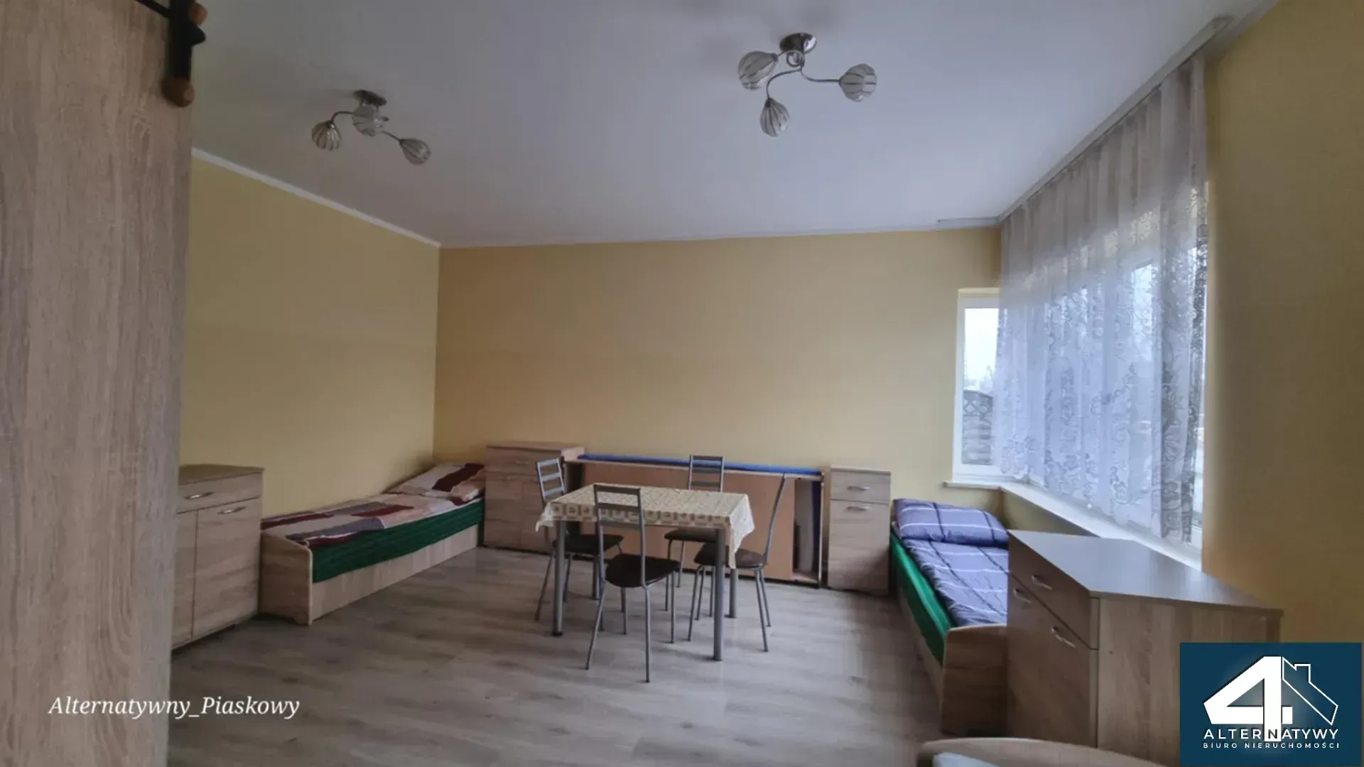 Gotowiec inwestycyjny na obrzeżach miasta. 20