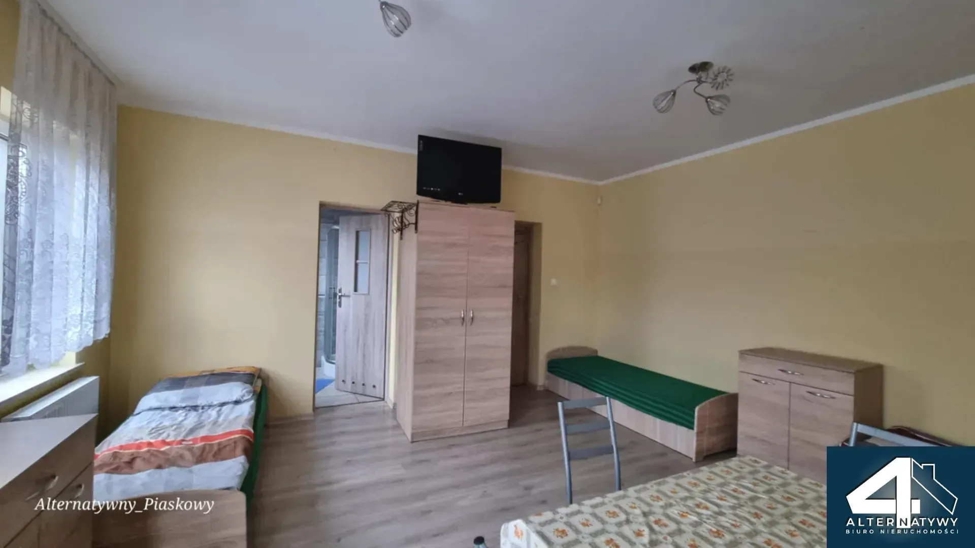 Gotowiec inwestycyjny na obrzeżach miasta. 22