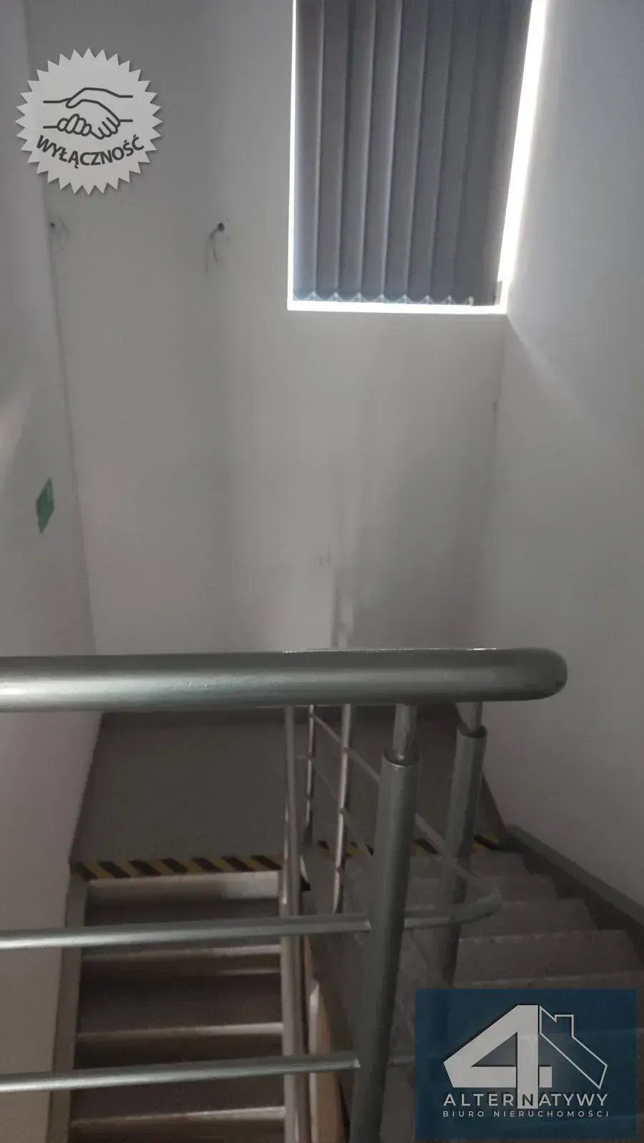 Kamienica z lok. frontowym, duży parking, Tarnów 10