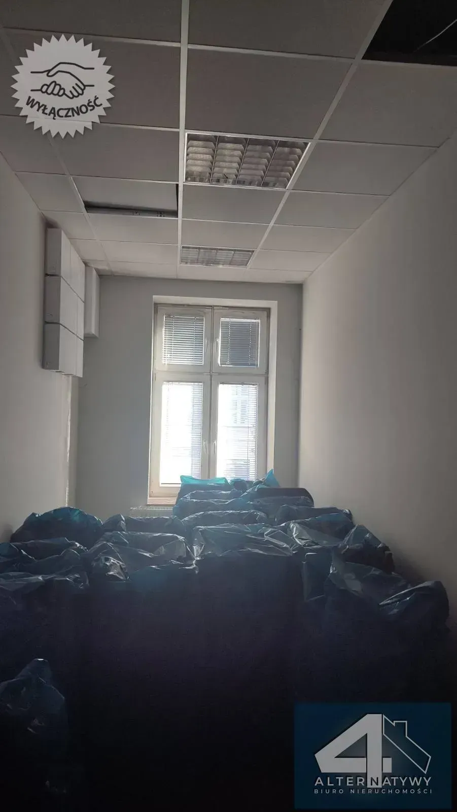 Kamienica z lok. frontowym, duży parking, Tarnów 14