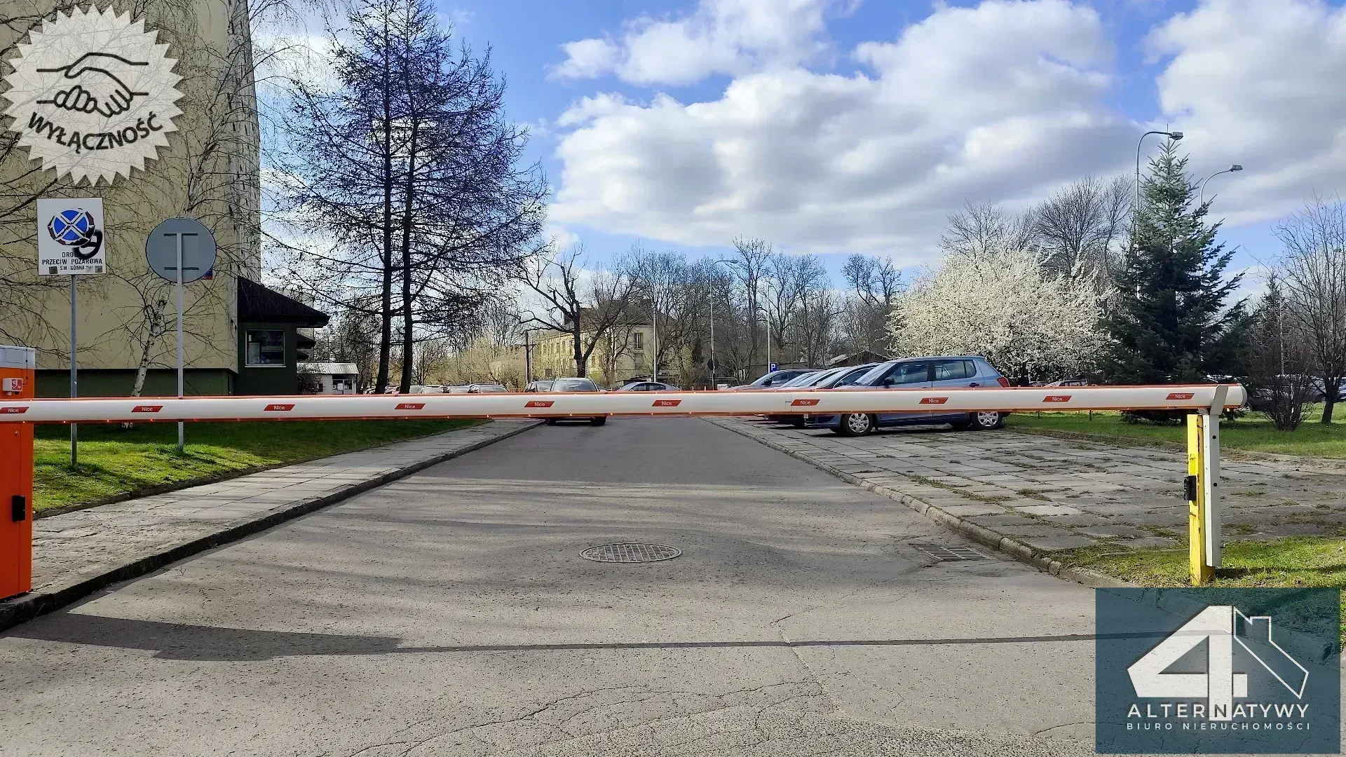 Doskonale skomunikowane, w pełni rozkładowe 9