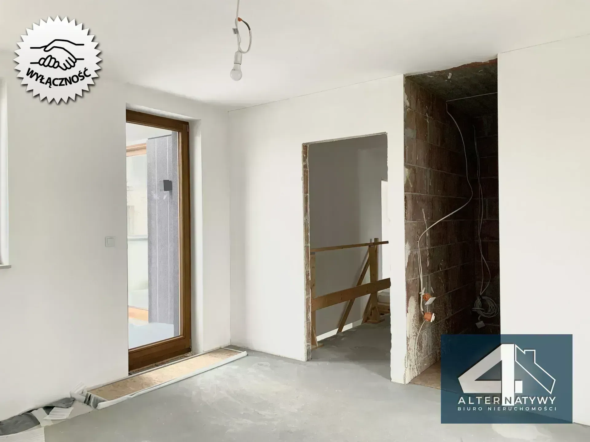 Prywatność, prestiż i magnolie. 10