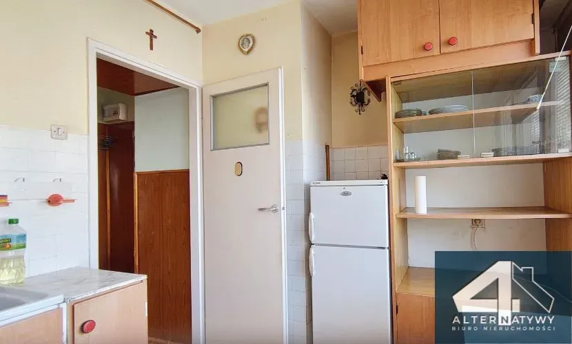 M4 w zielonej okolicy las i jezioro tuż obok 5