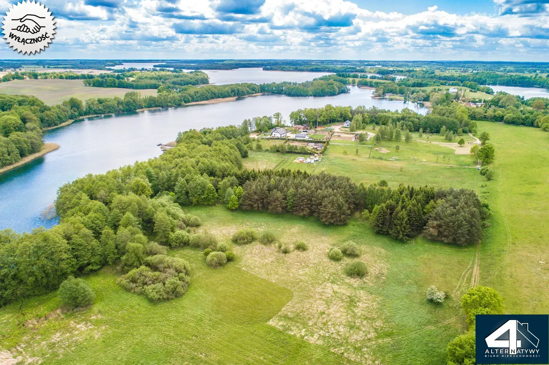 Własna linia brzegowa z dużą działką 4