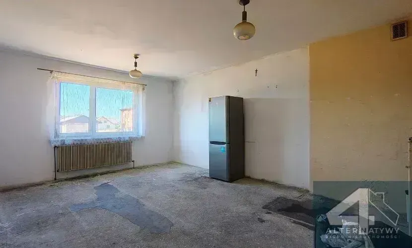 Dom + 2 duże garaże idealne pod firmę! 6