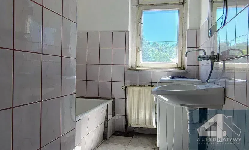 Dom + 2 duże garaże idealne pod firmę! 16