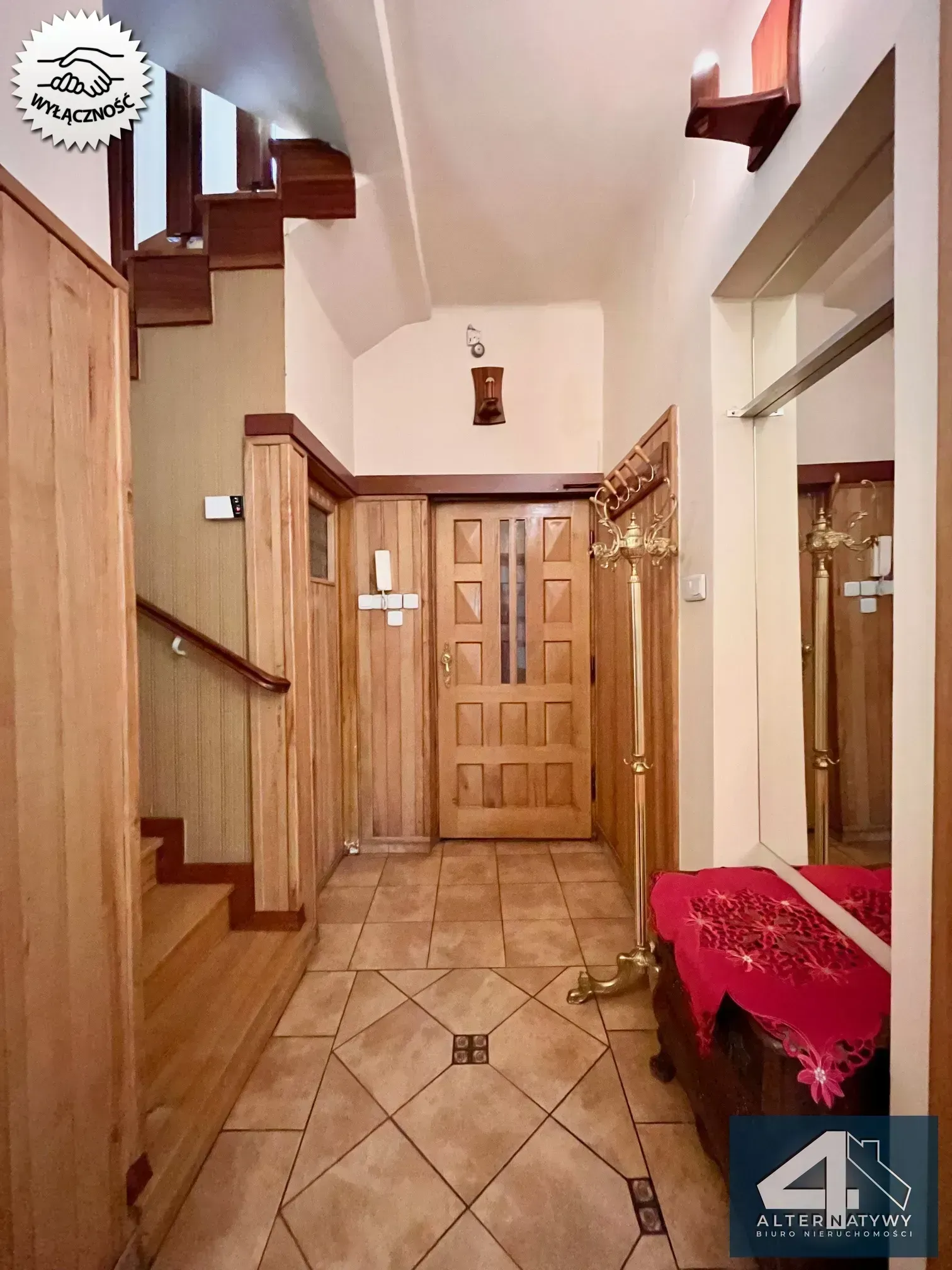 Przestronny dom 180 m z potencjałem 13