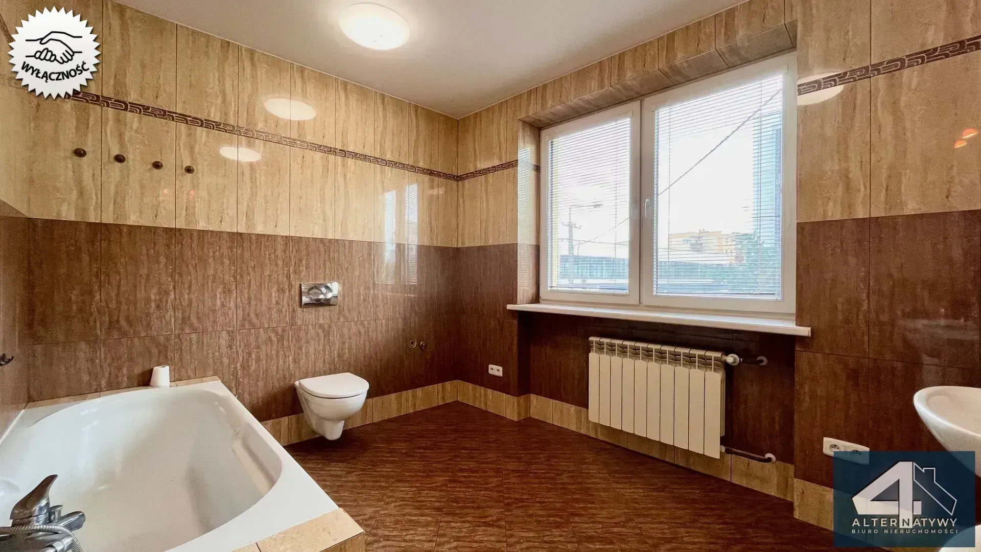 Przestronny dom 180 m z potencjałem 21