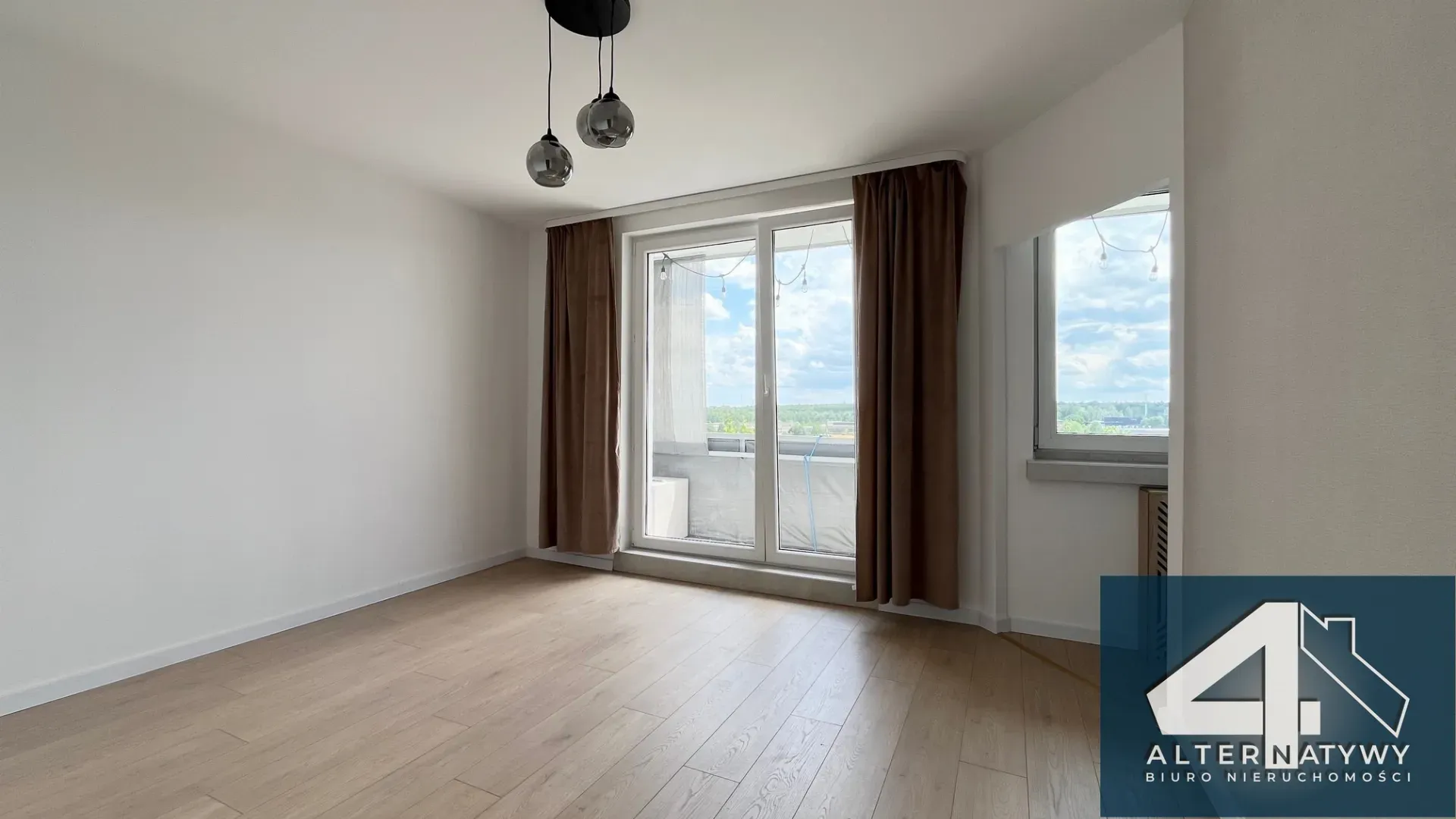 Gotowiec inwestycyjny z oddzielną sypialnią 3