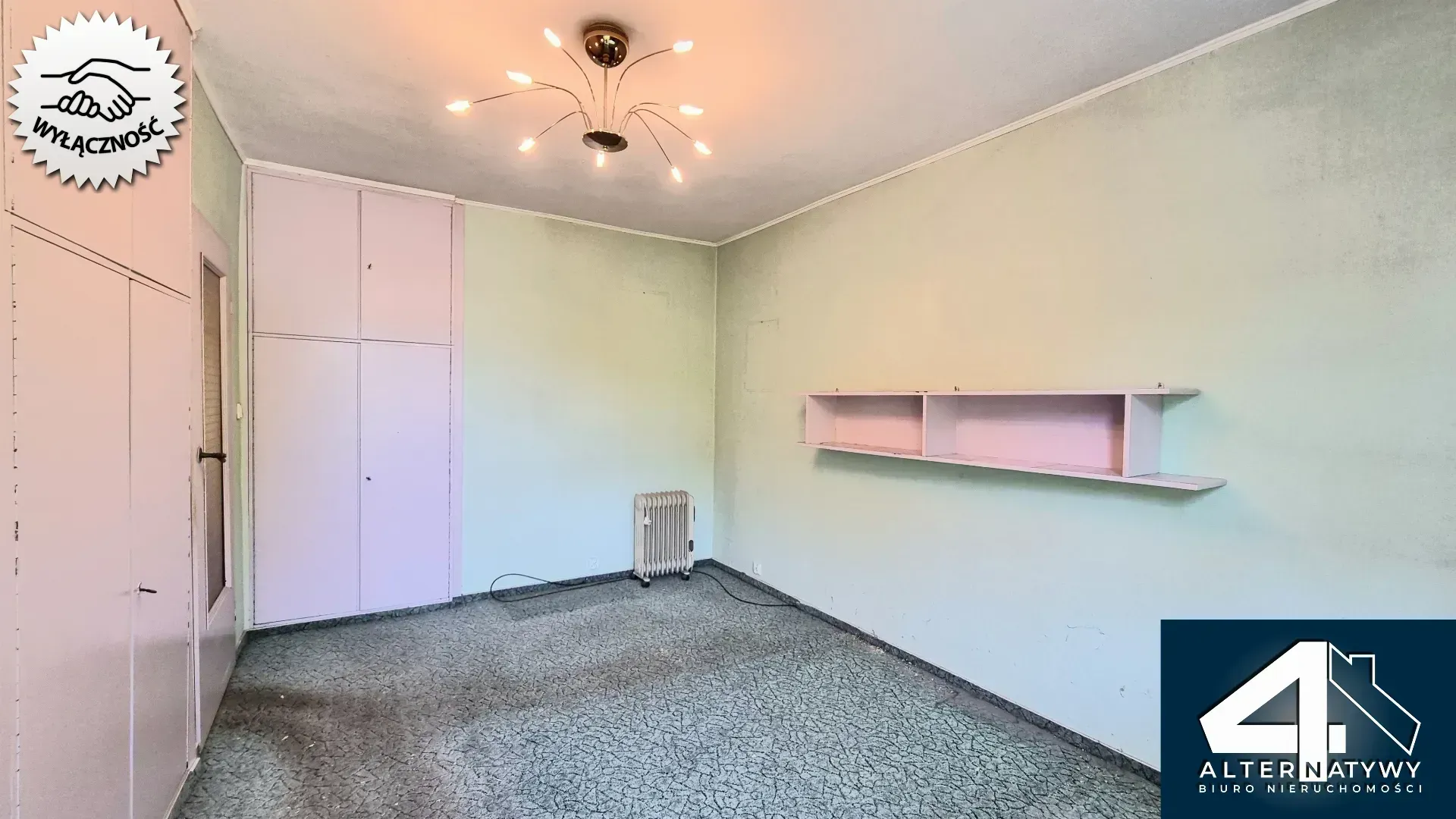 Duży dom dla 2 rodzin z ogromnym potencjałem! 17