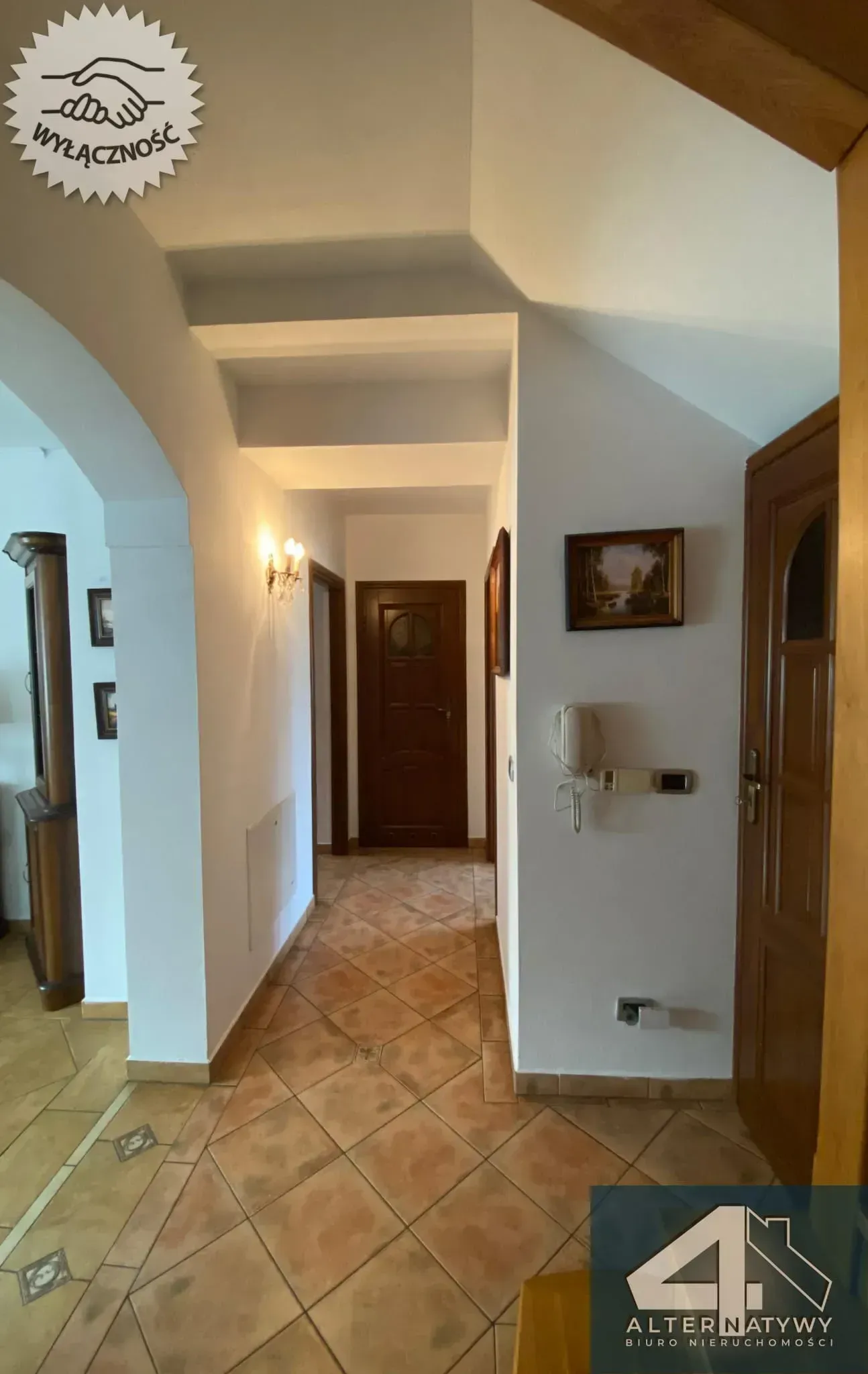 Przestronny dom z 4 sypialniami 5