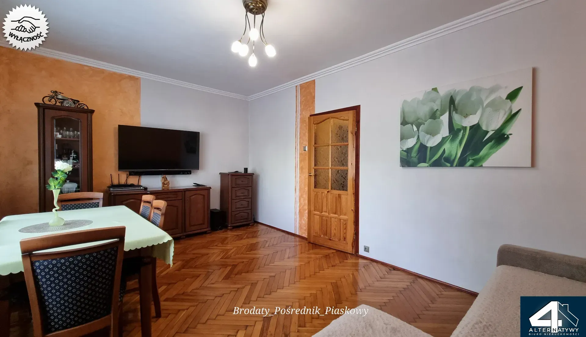 Przestronne mieszkanie na parterze. 3