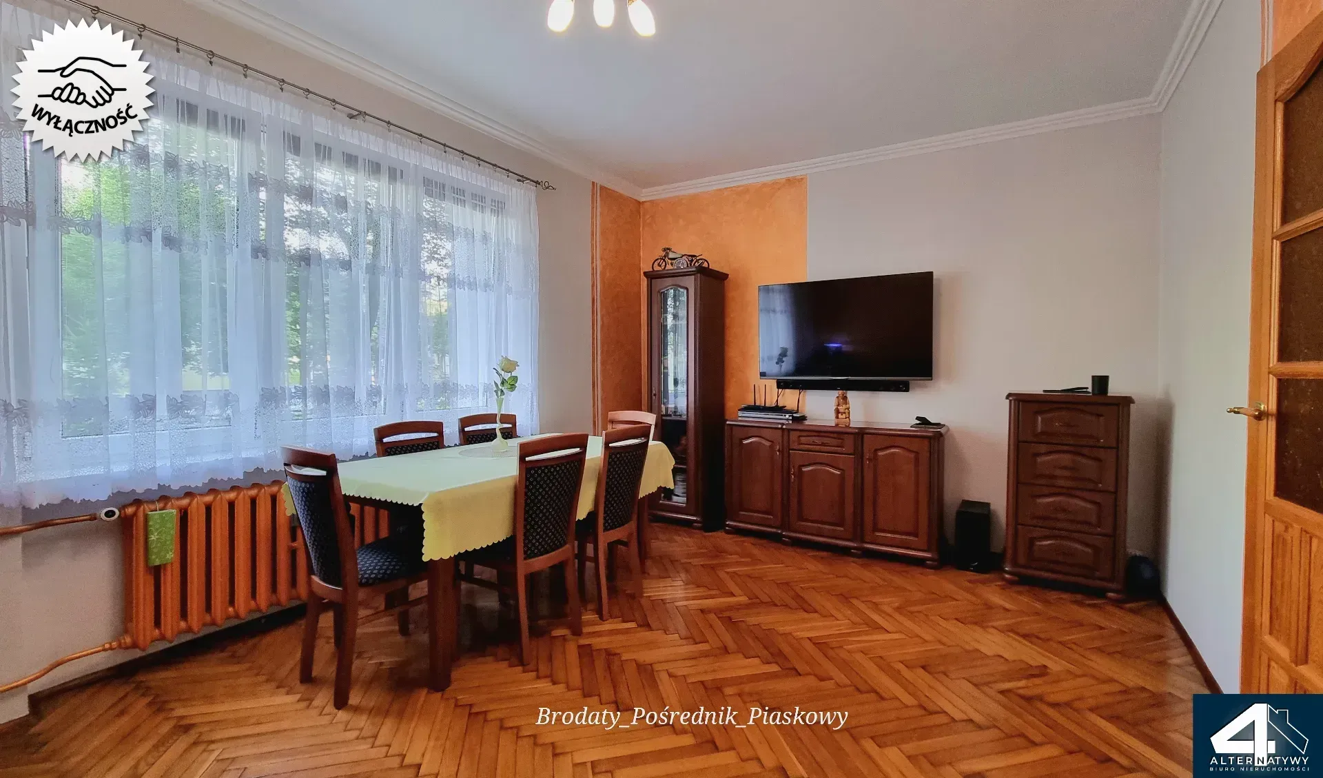 Przestronne mieszkanie na parterze. 8