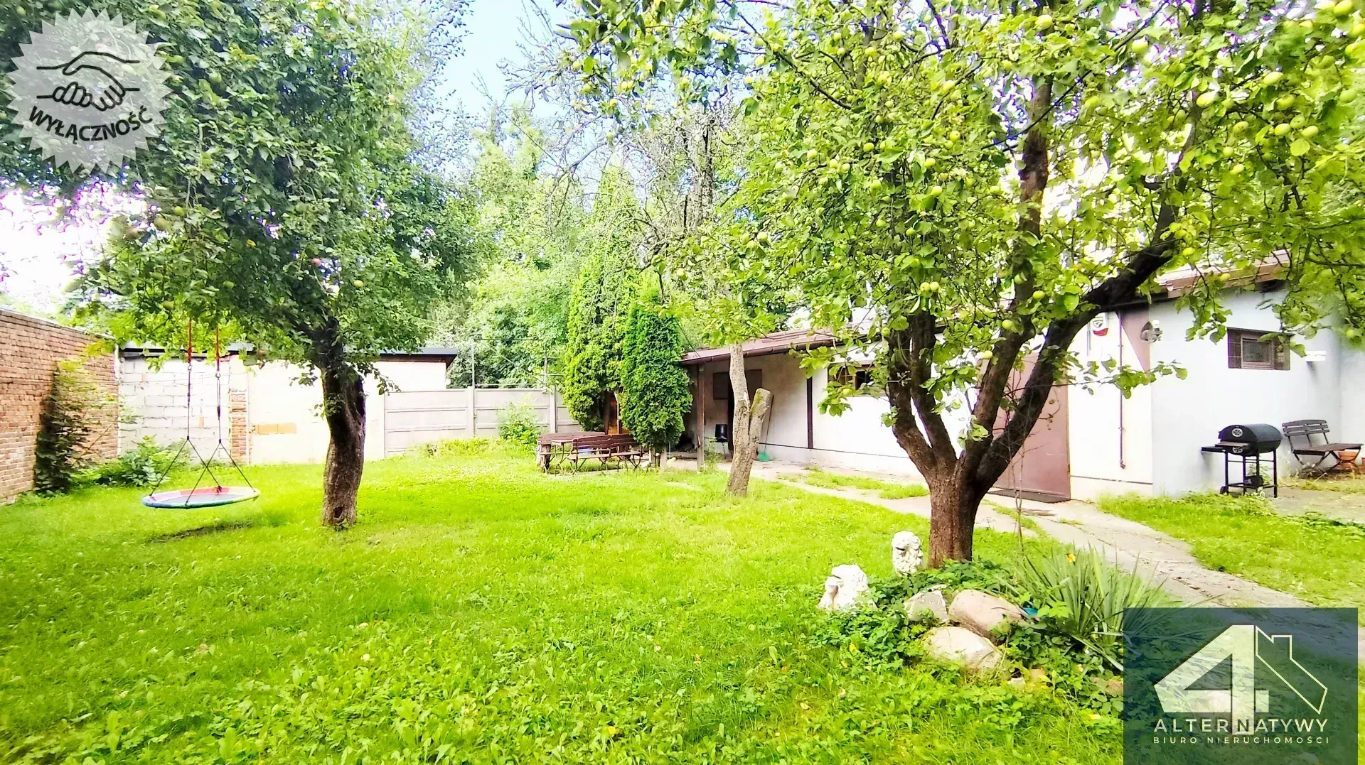 Dom i budynek na działaność lub do zamieszkania 5