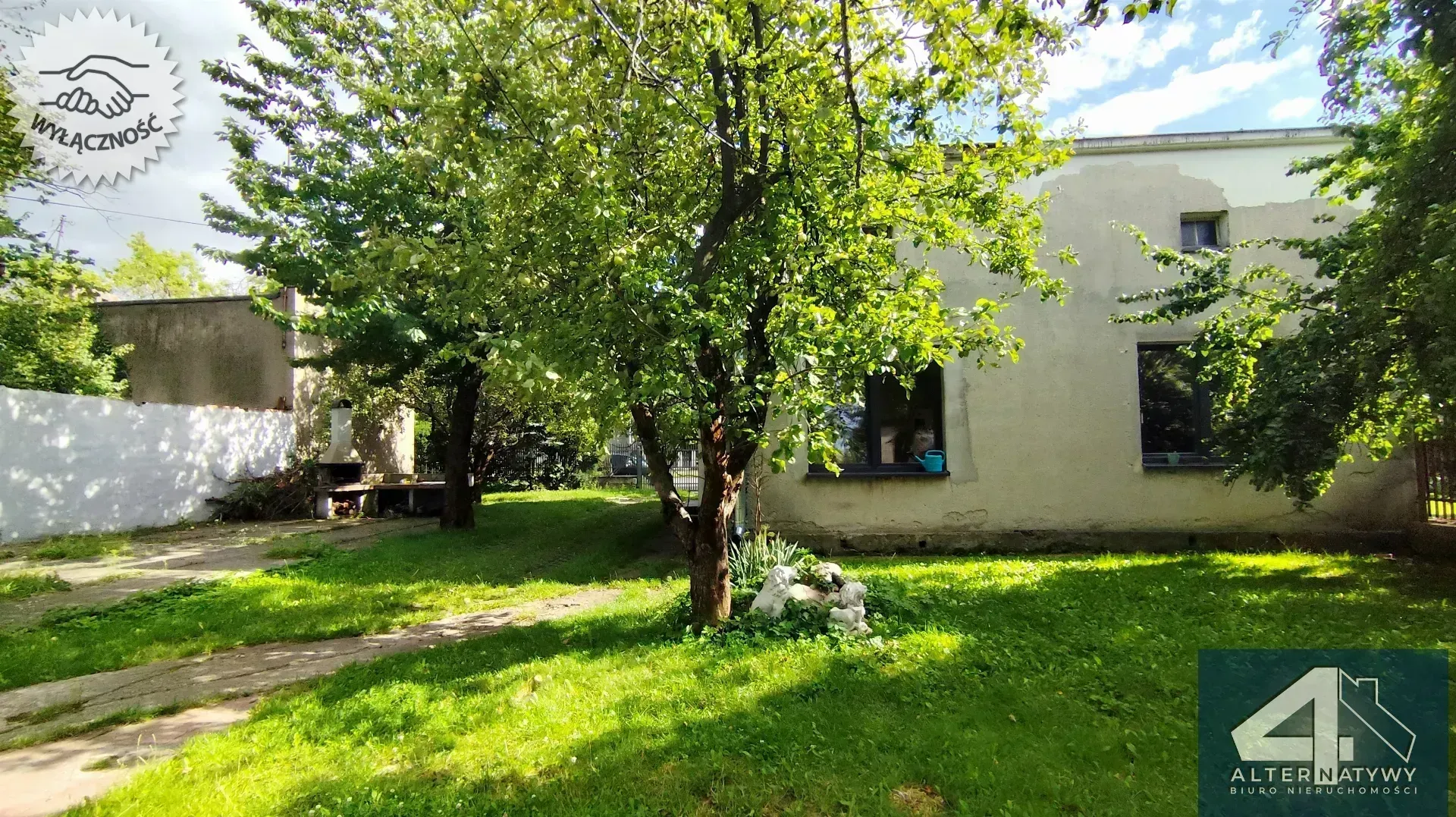 Dom i budynek na działaność lub do zamieszkania 18