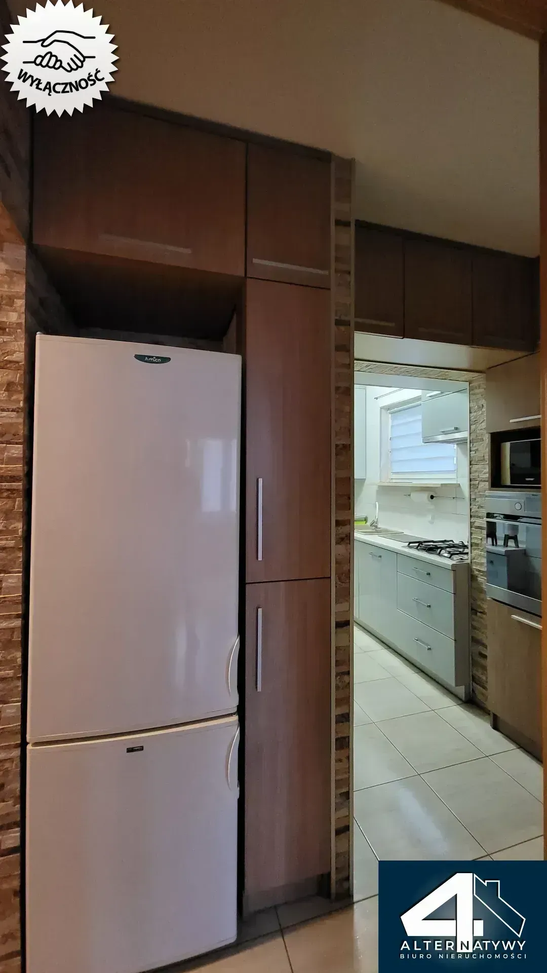 Niższa cena! Mieszkanie do wejścia bez remontu 13