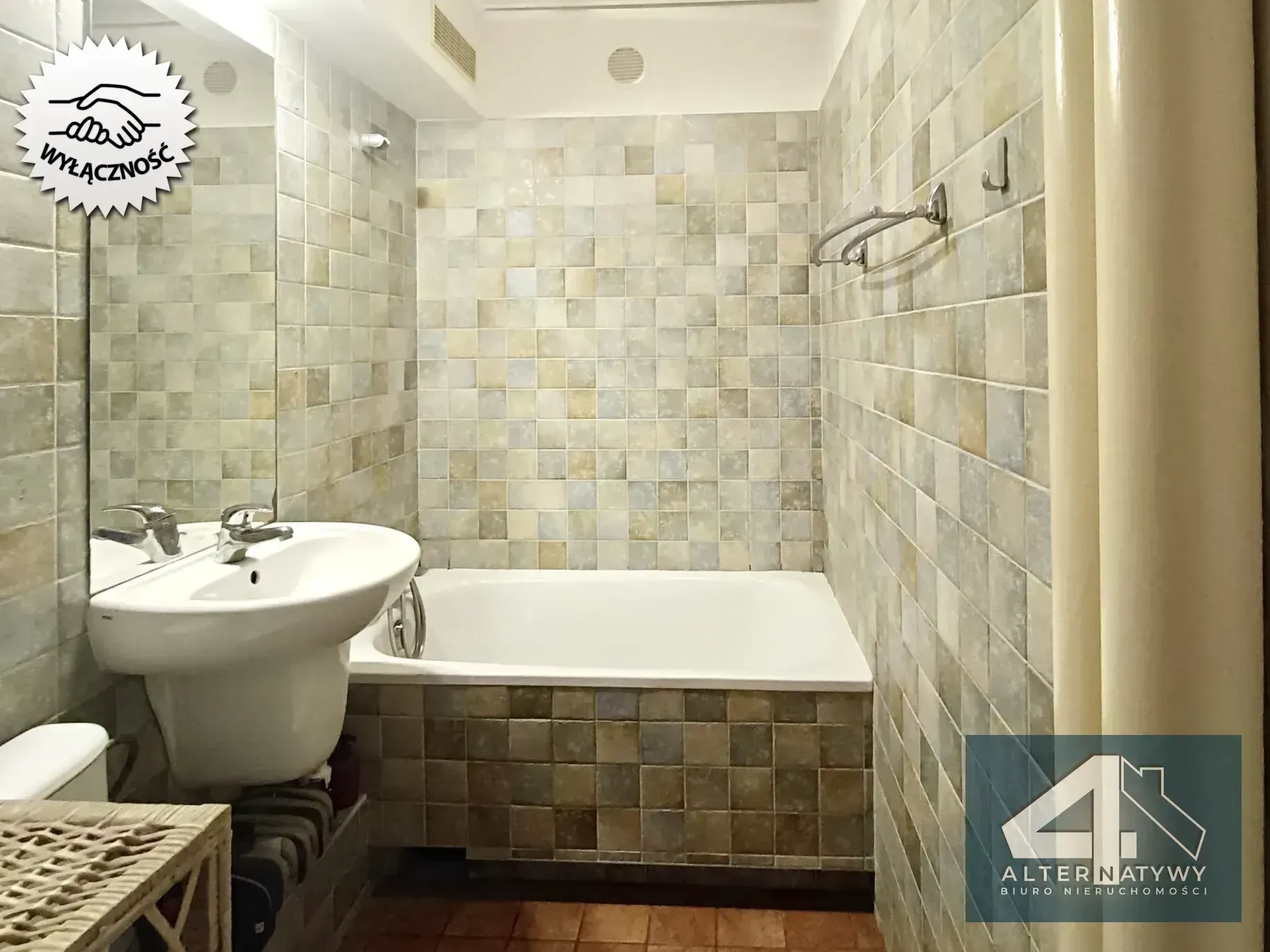 Okęcie - małe mieszkanko osobna kuchnia 11