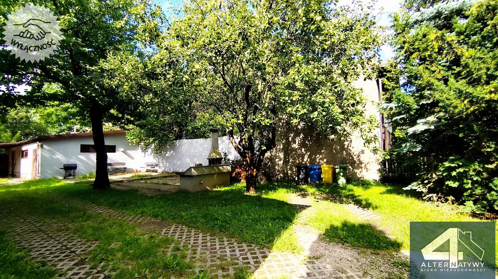 2 budynki: działalność lub mieszkalno-usługowe 14