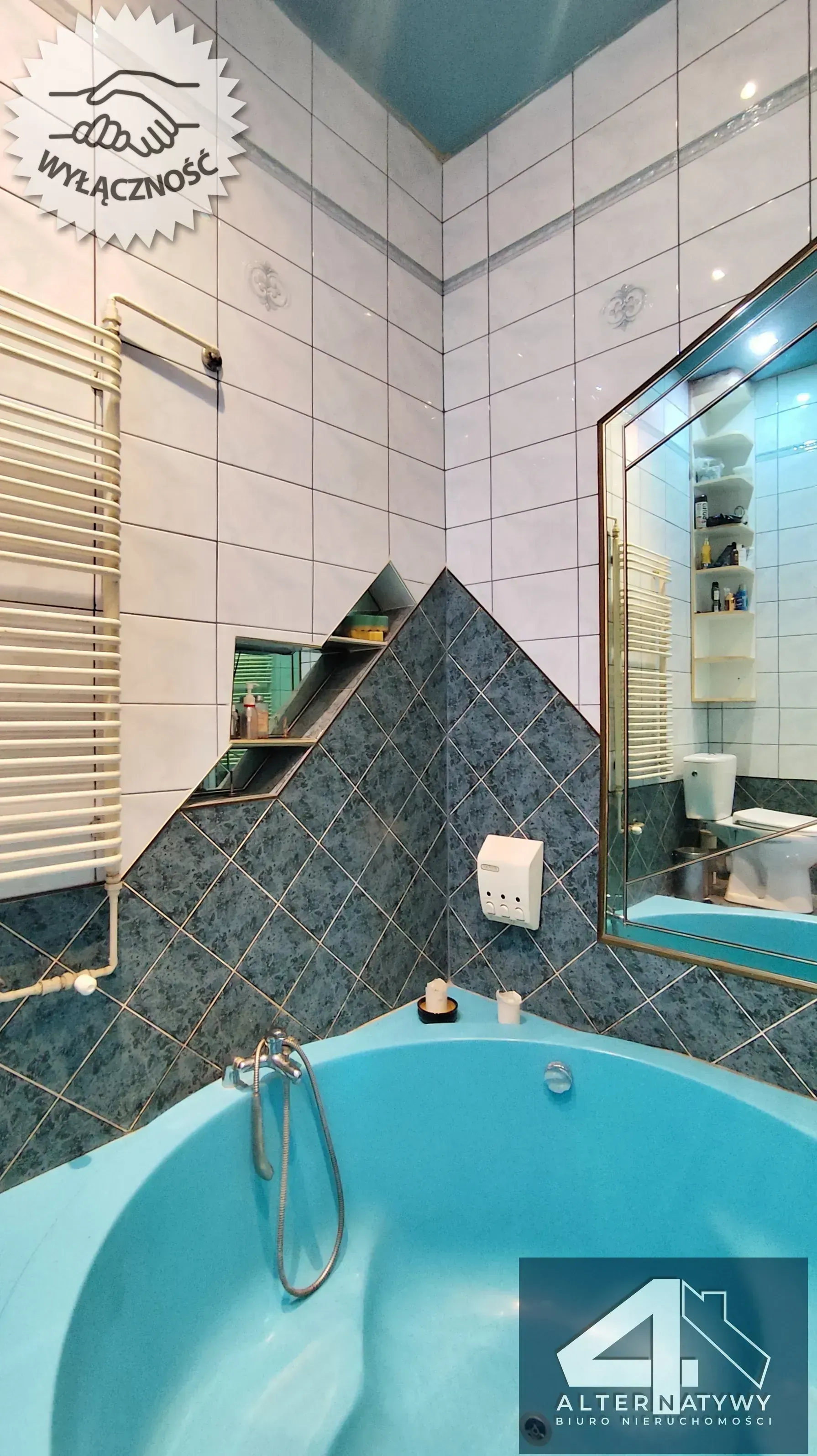 2 budynki: działalność lub mieszkalno-usługowe 15