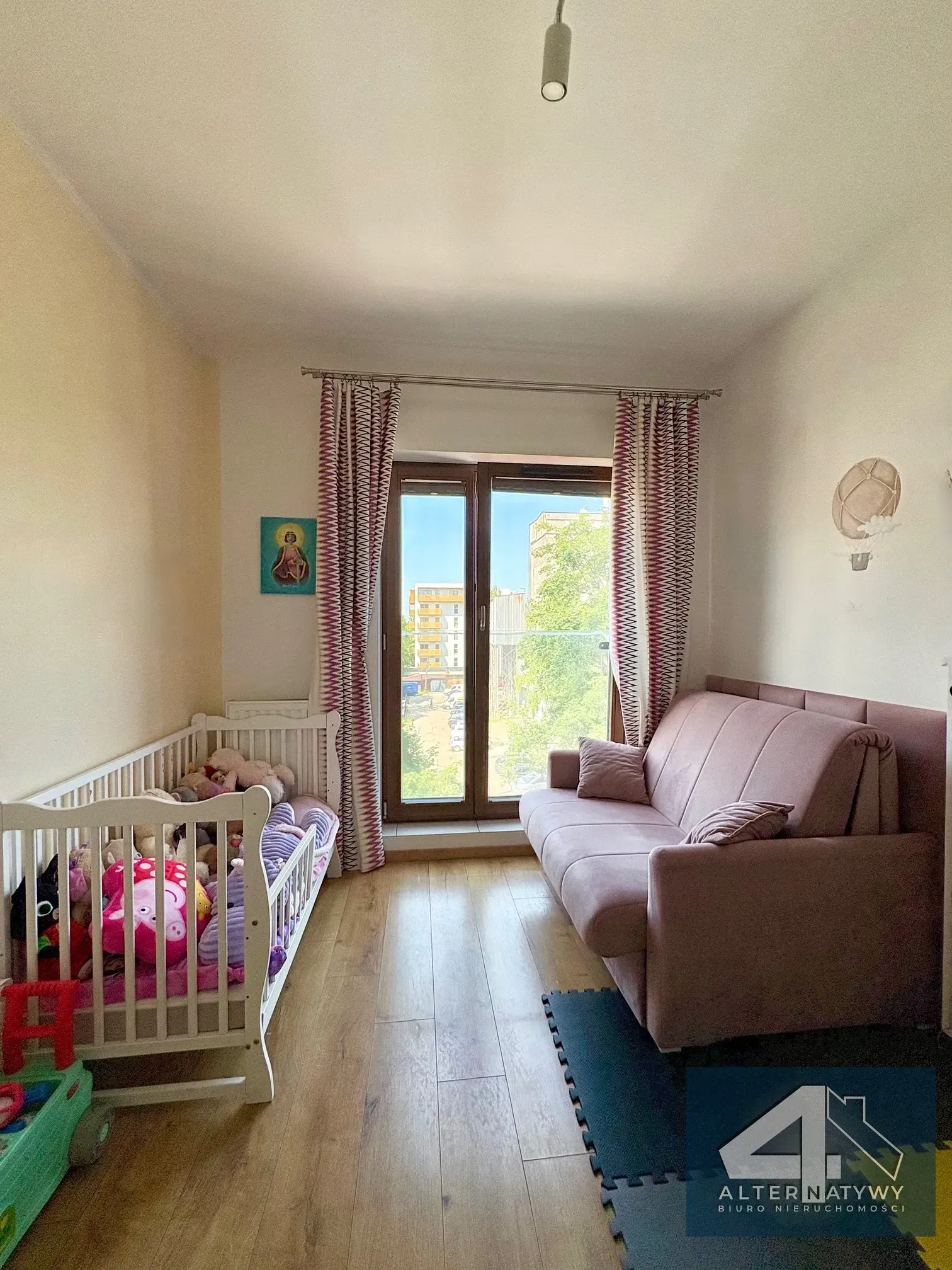 Nowoczesne mieszkanie, zielone otoczenie 10