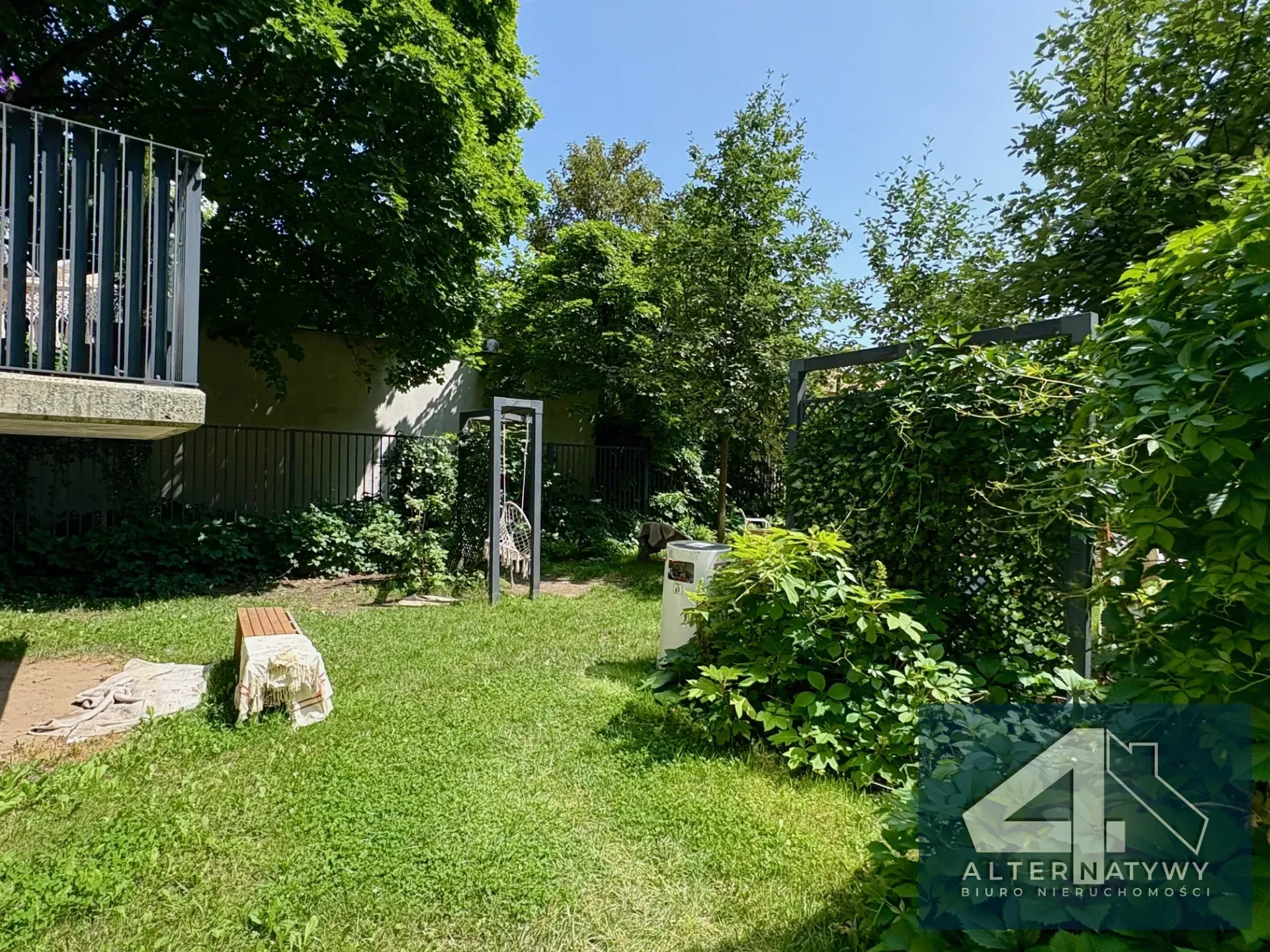 Nowoczesne mieszkanie, zielone otoczenie 20