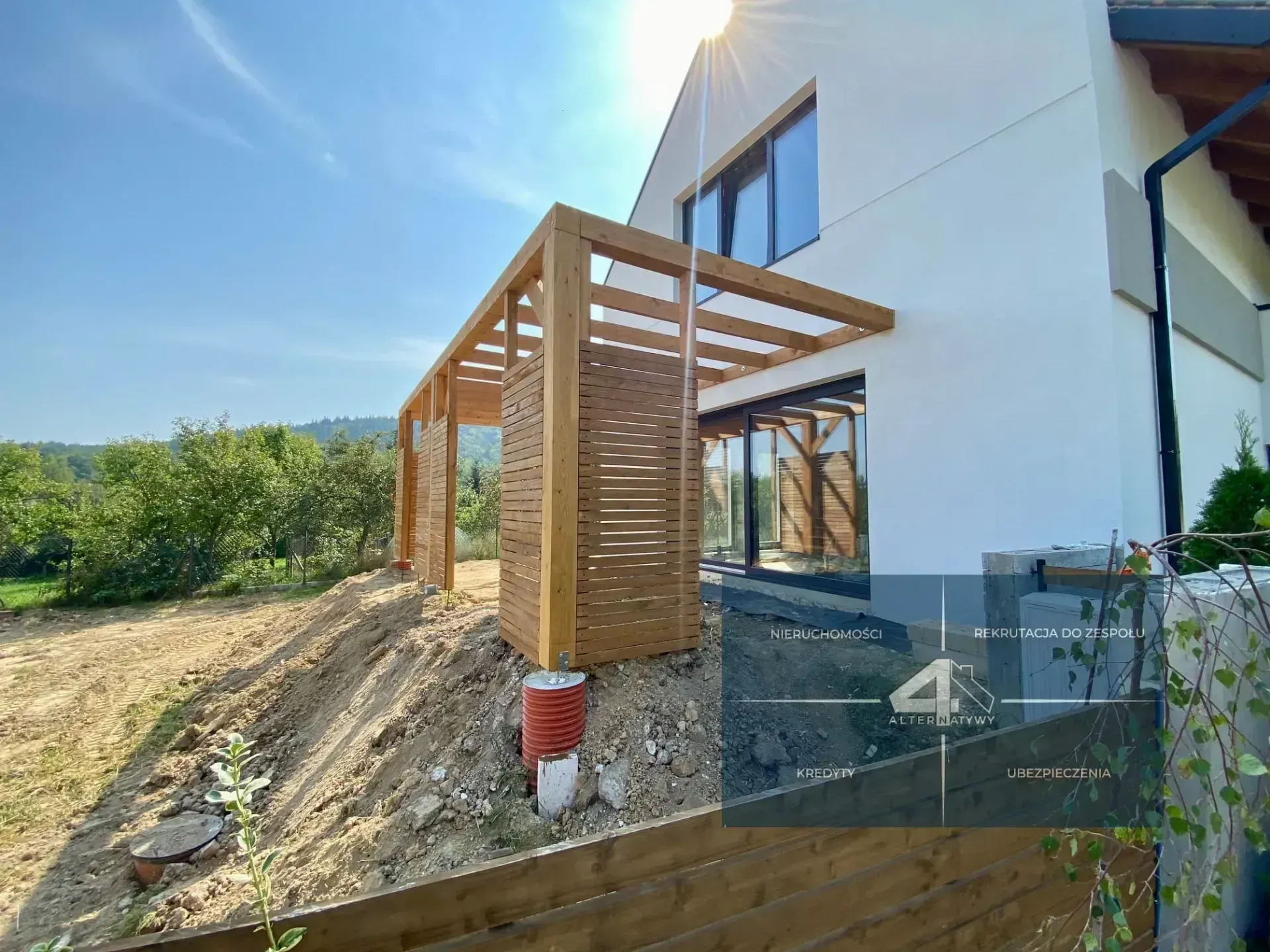 Dom w dobrej lokalizacji -stan deweloperski plus! 16