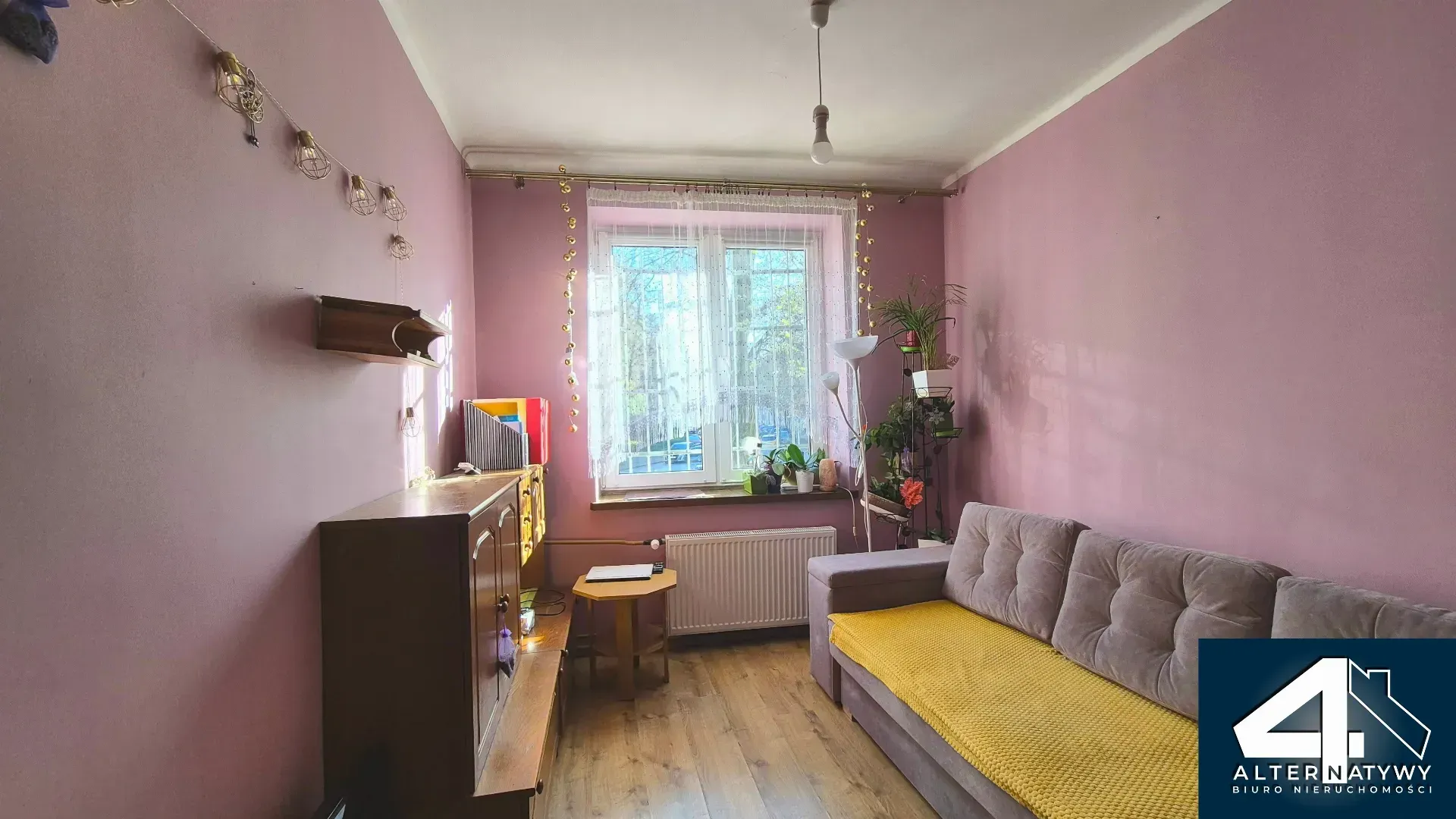 Mieszkanie 2 pokojowe w starej zabytkowej Hucie 2