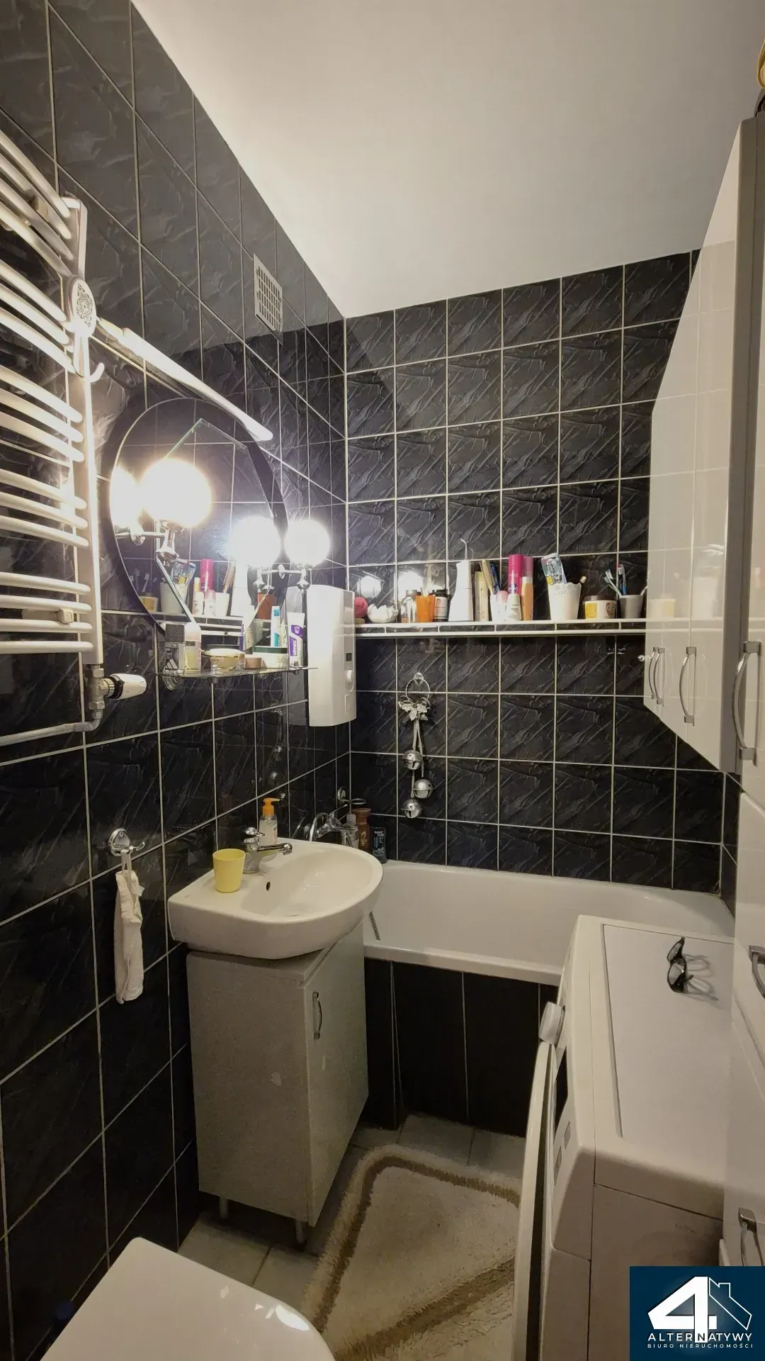 Mieszkanie 2 pokojowe w starej zabytkowej Hucie 5