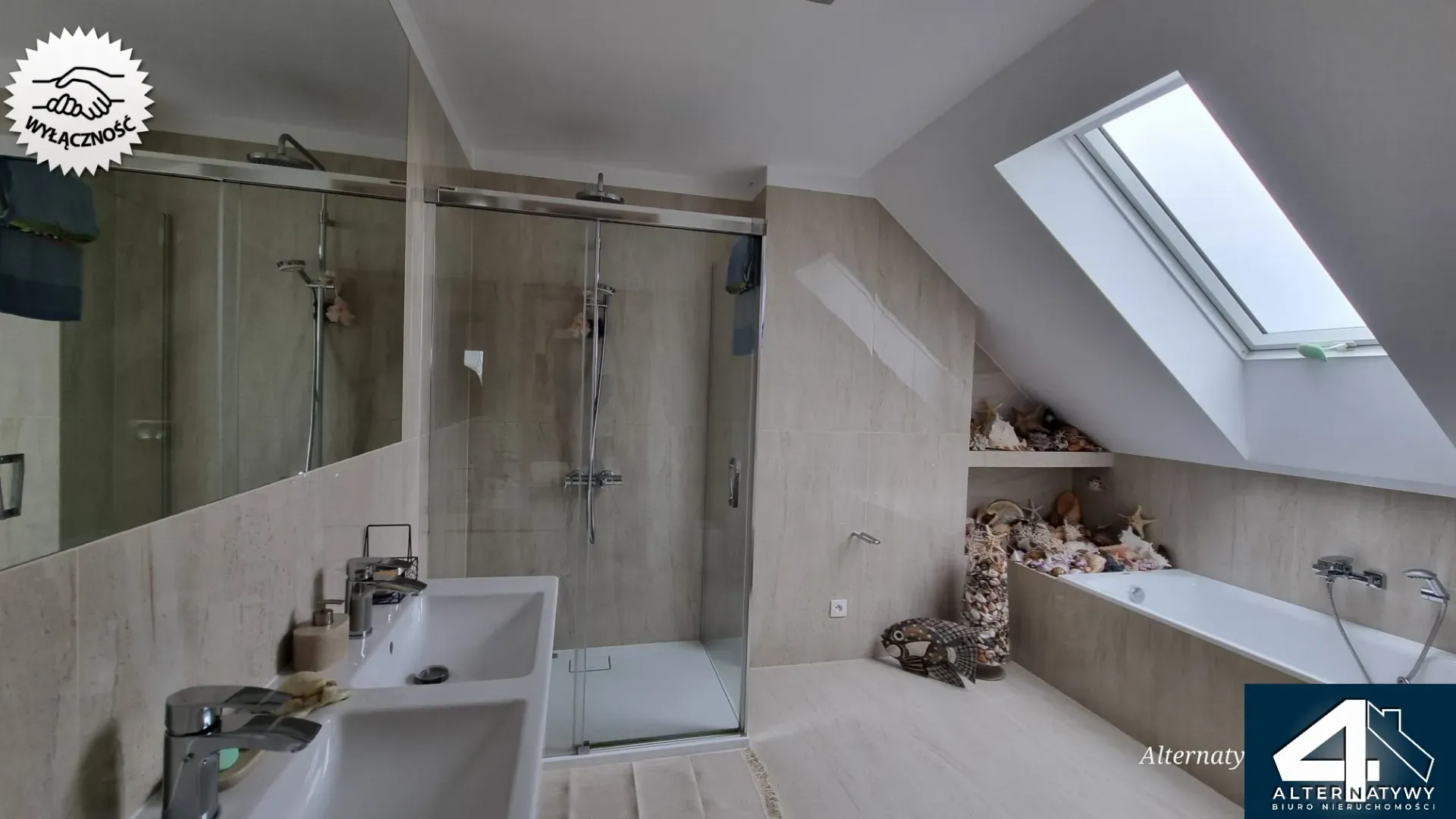 Nowy, komfortowy dom w Konarzewie 10