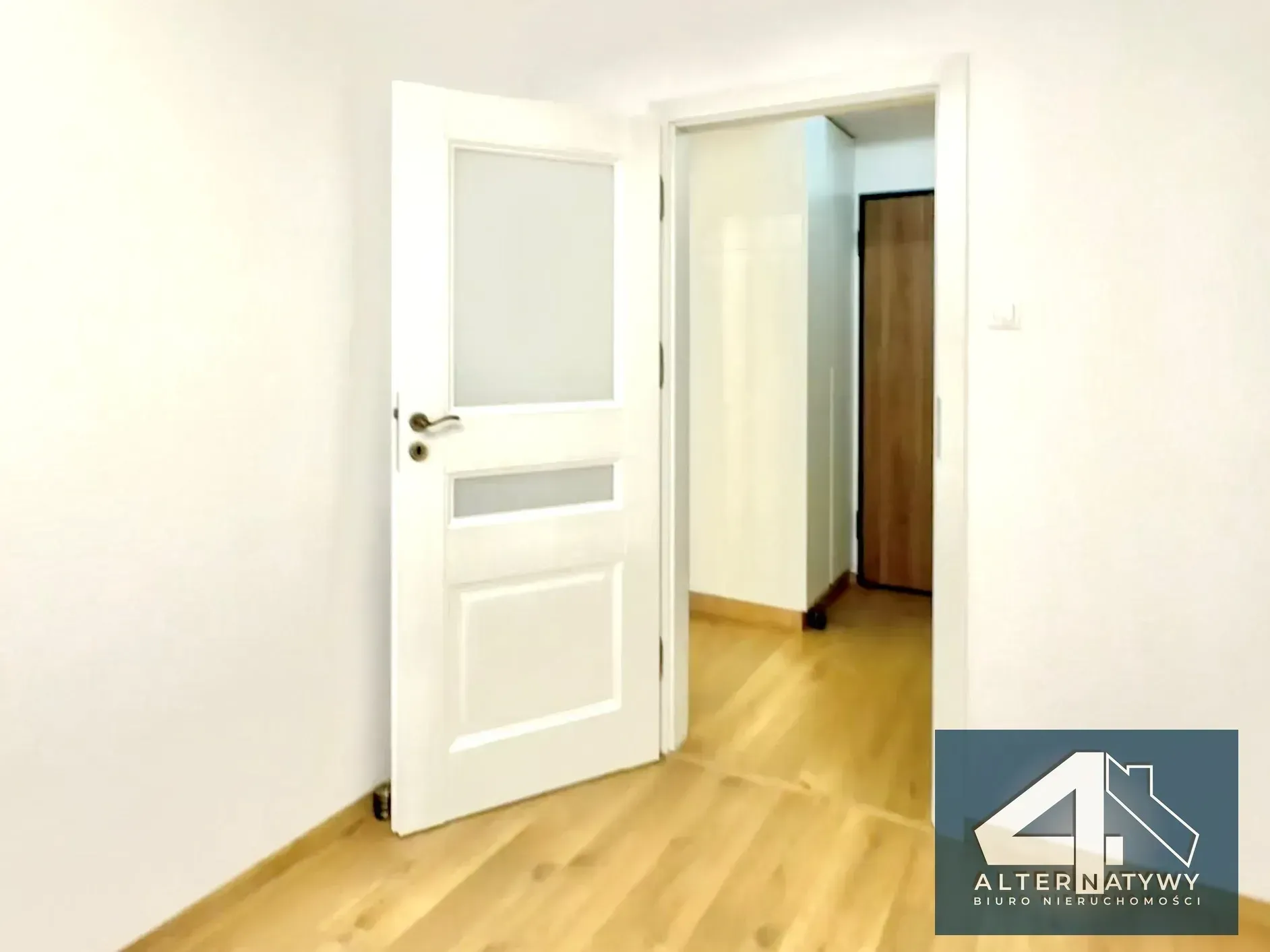 Wygodne mieszkanie, bezpieczne otoczenie 10