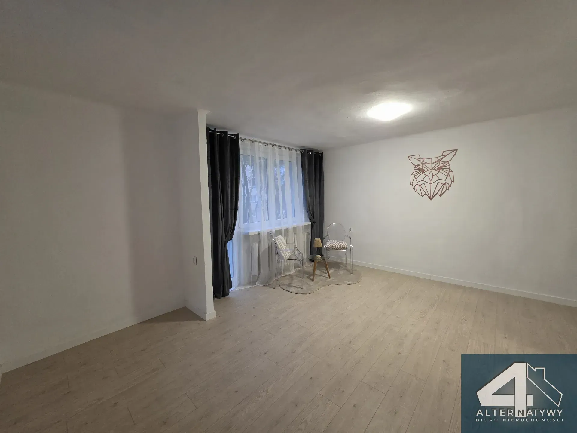 Przestronne mieszkanie w samym cetrum Otwocka. 8