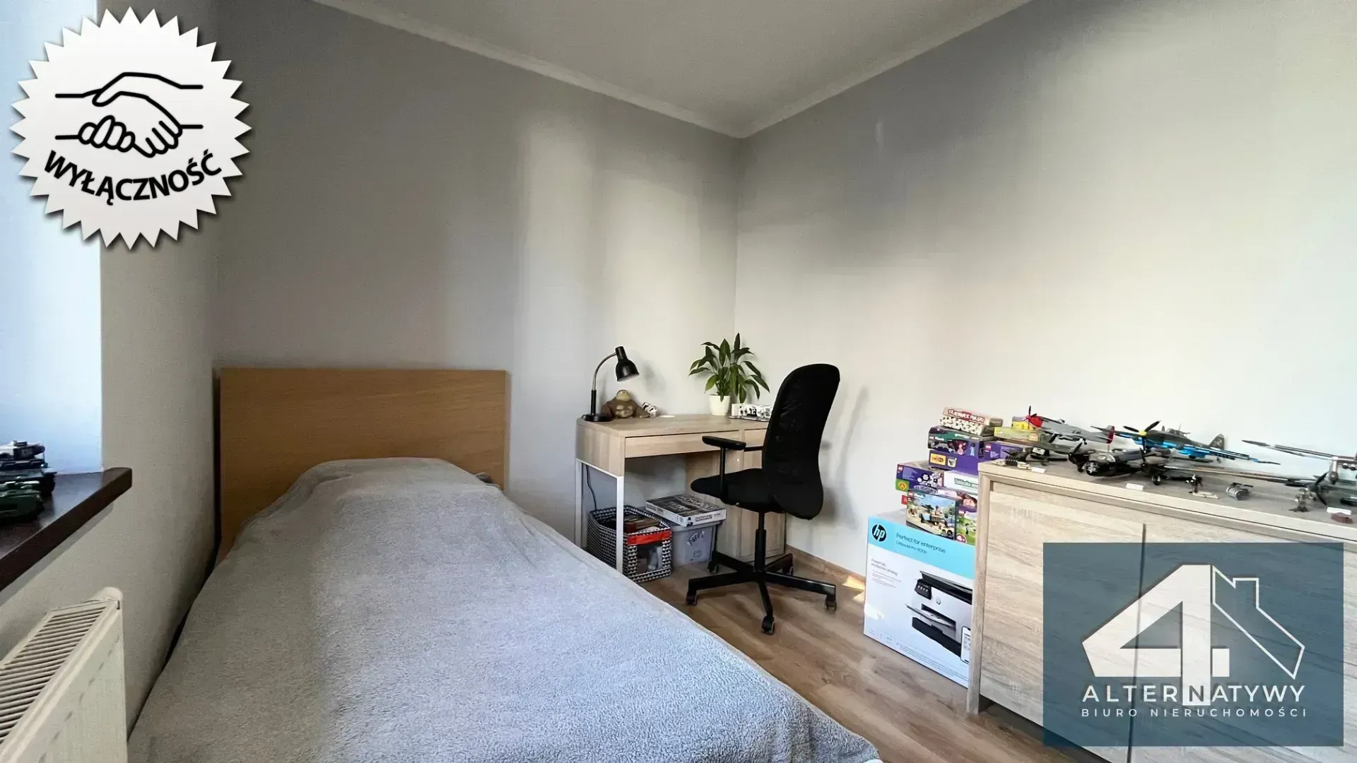 Urządzone i wyposażone mieszkanie z balkonem 12