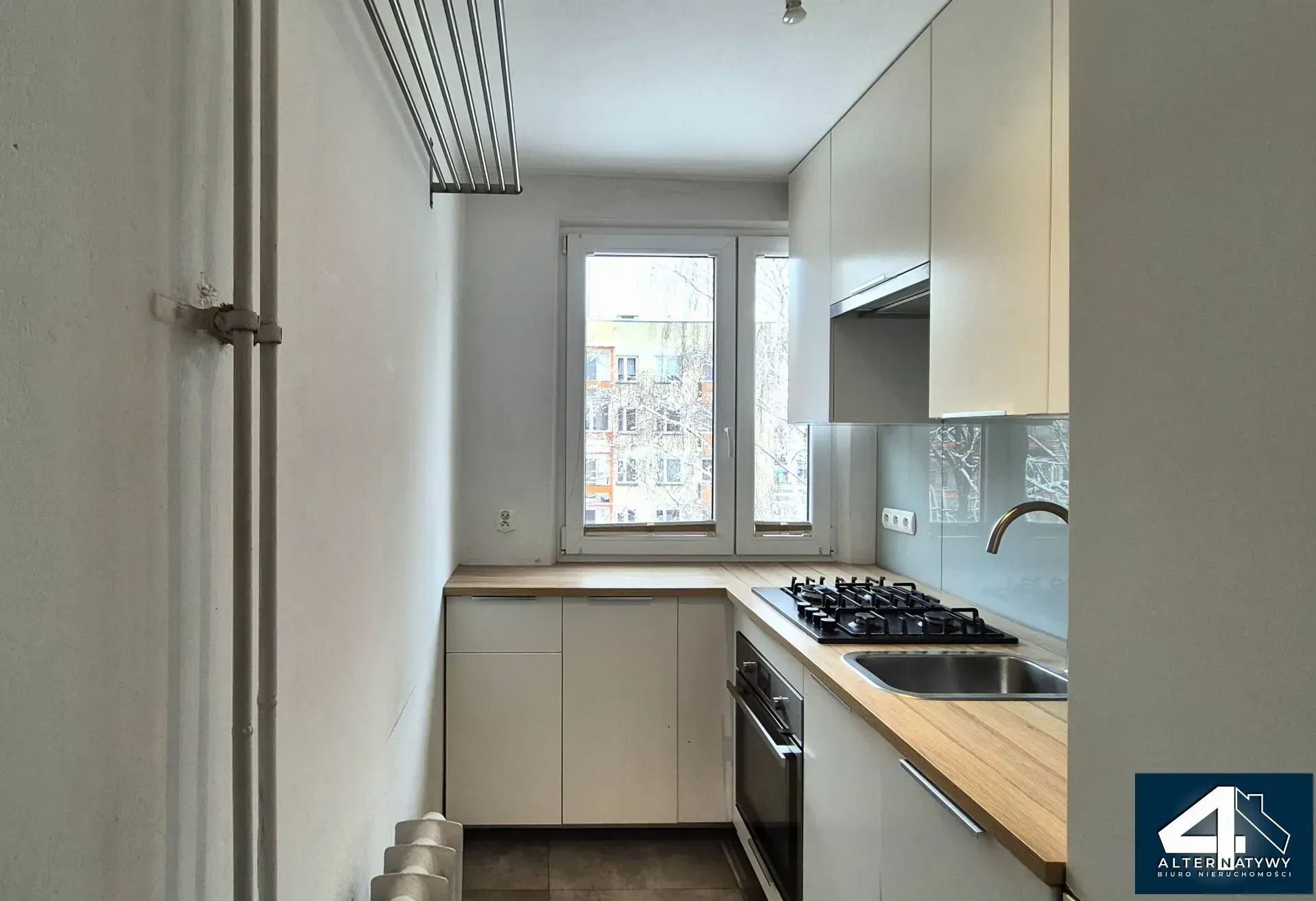 Mieszkanie 3 pokojowe z loggią 8