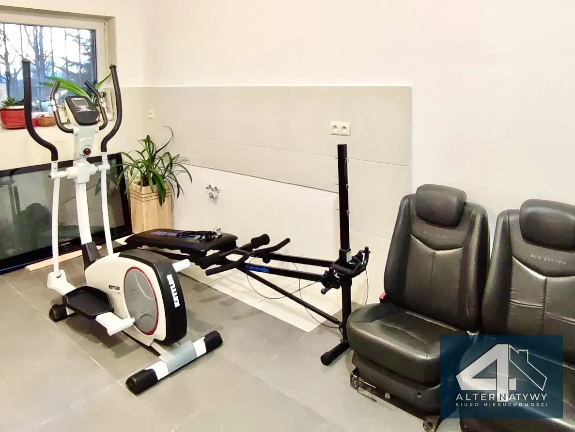 Funkcjonalny dom wolnostojący, widokowa działka 13