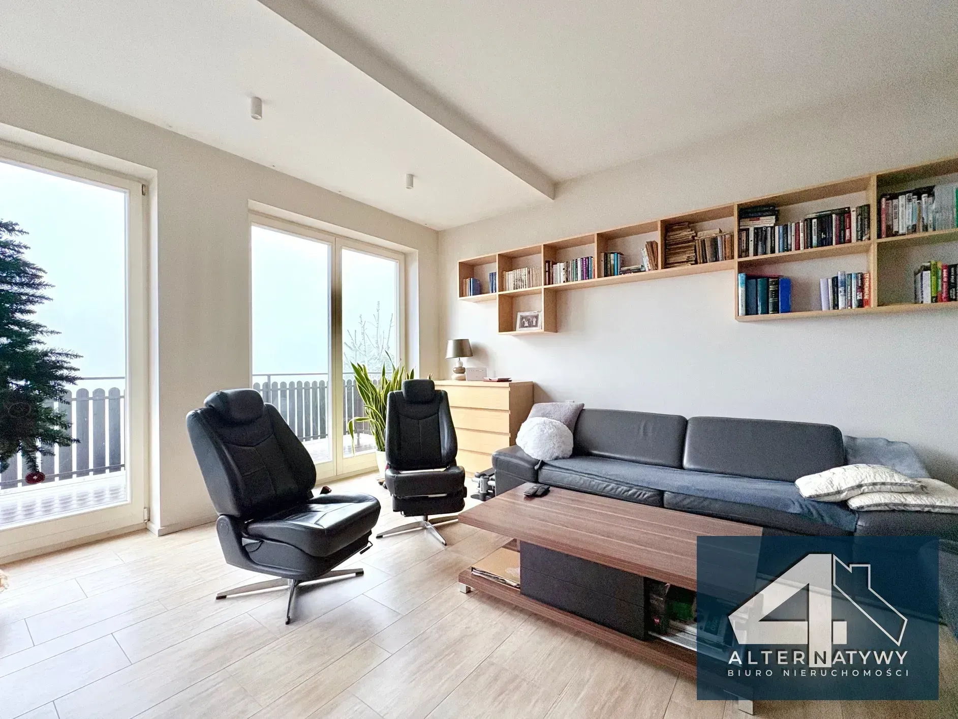 Funkcjonalny dom wolnostojący, widokowa działka 2