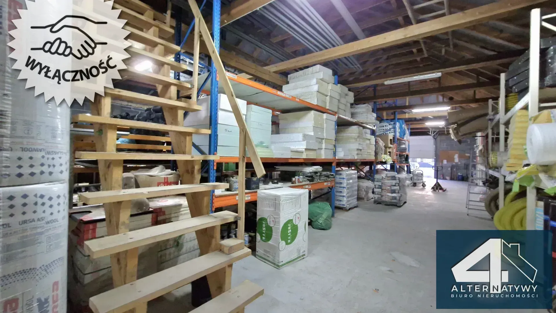 Hurtownia budowlana przy DK 42 na trasie 8