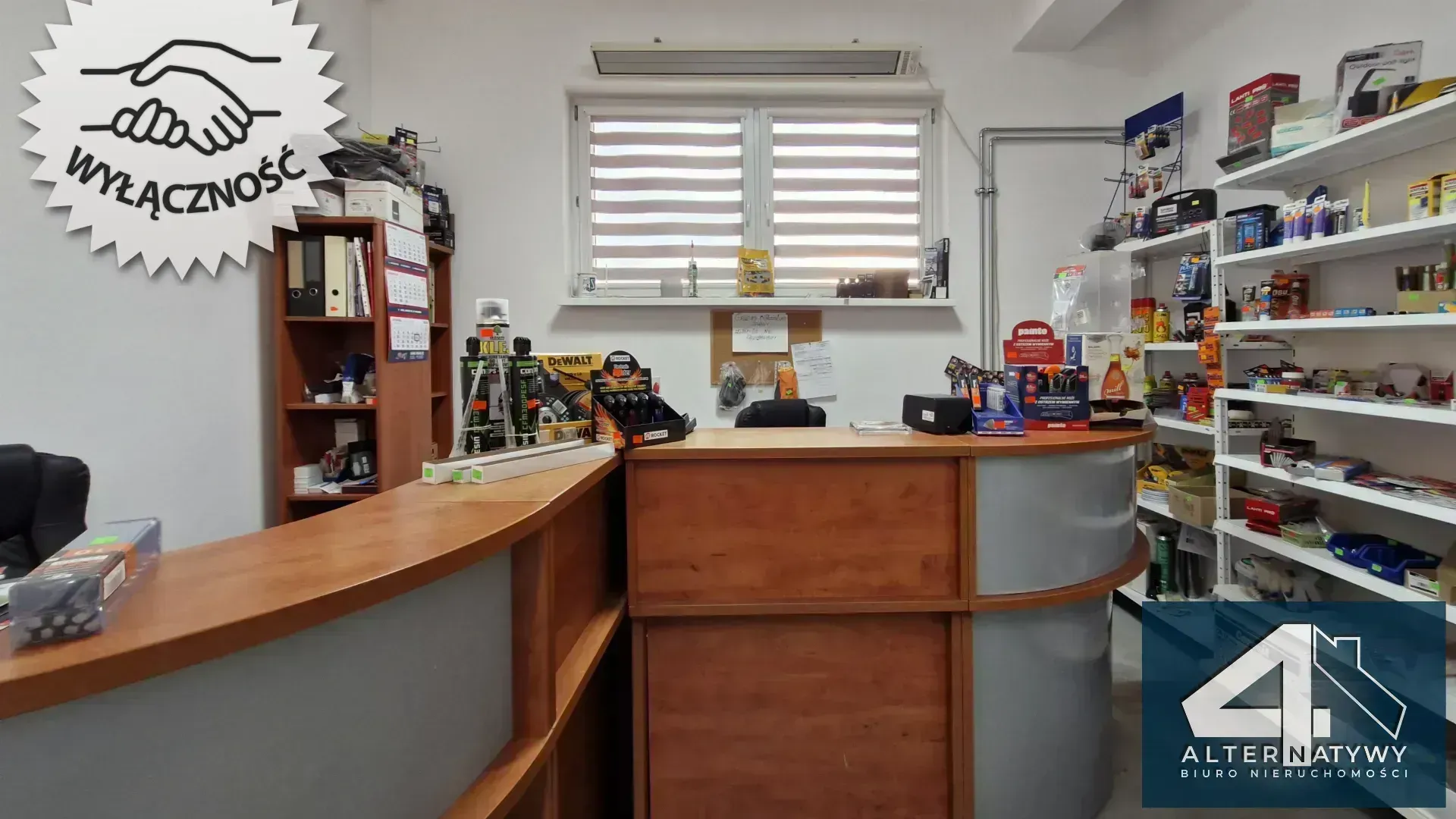 Hurtownia budowlana przy DK 42 na trasie 11