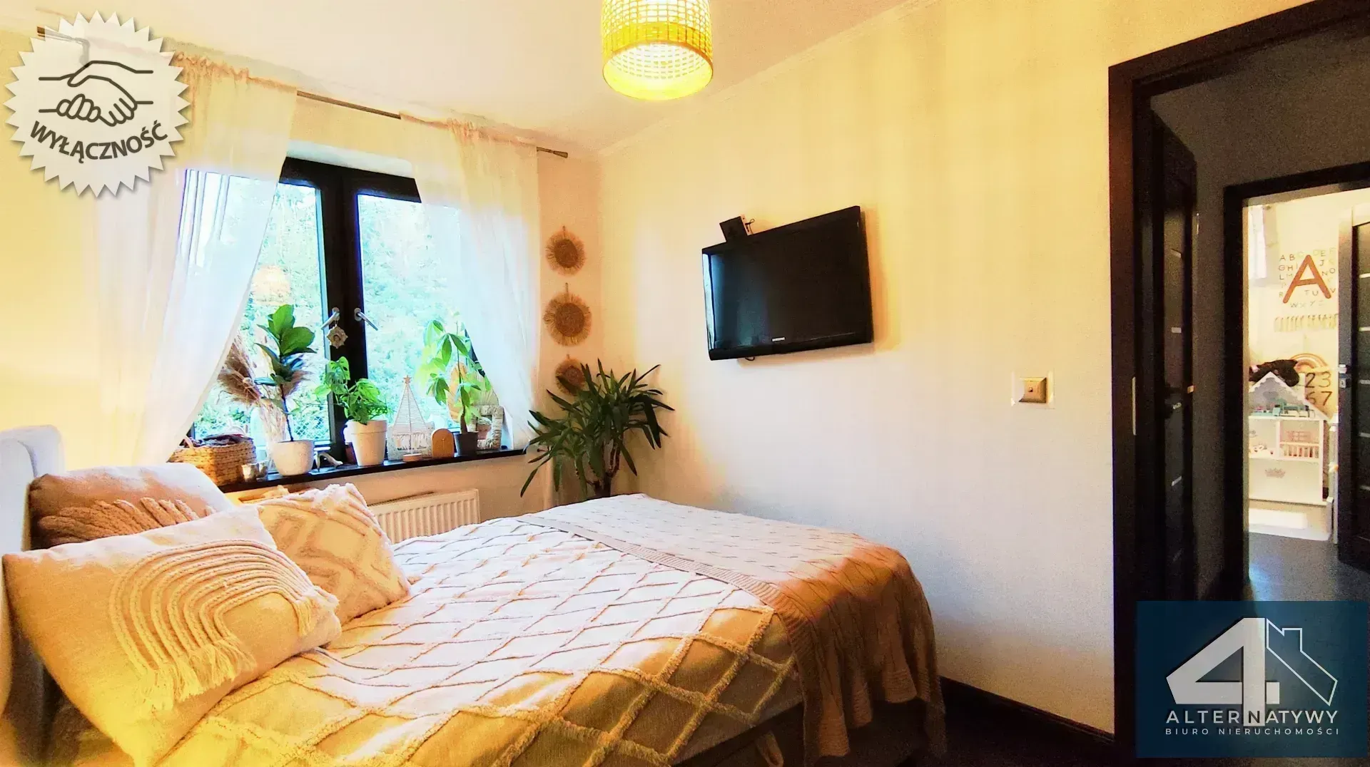 Piękny i ekonomiczny dom w otoczeniu zieleni 7