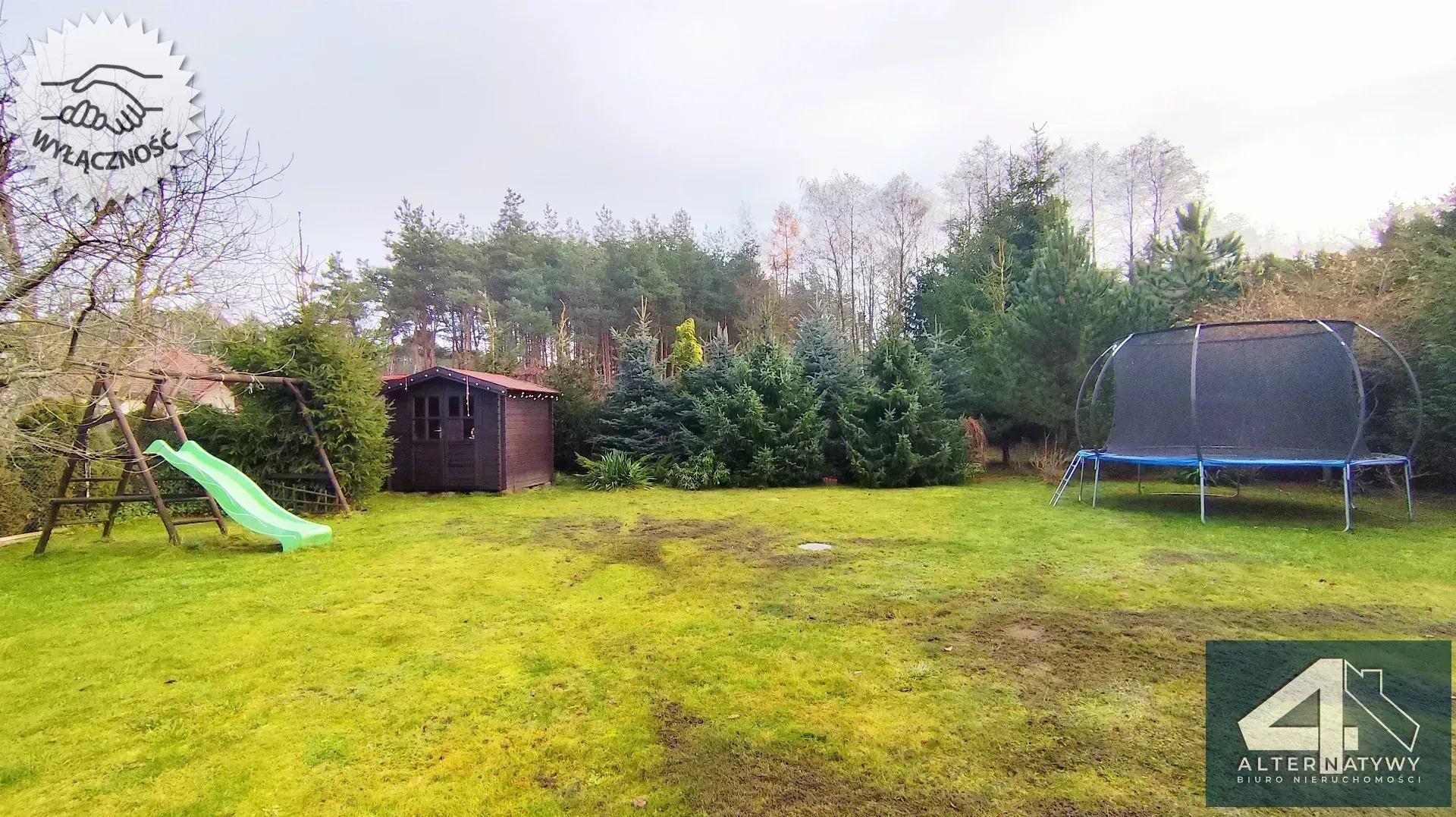 Piękny i ekonomiczny dom w otoczeniu zieleni 22