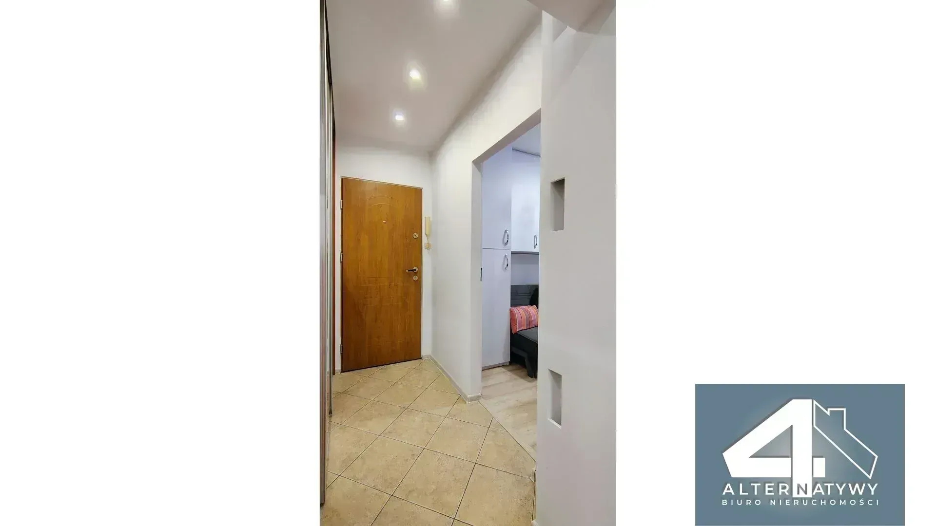 M4 z pełnym wyposażeniem do wprowadzenia 8